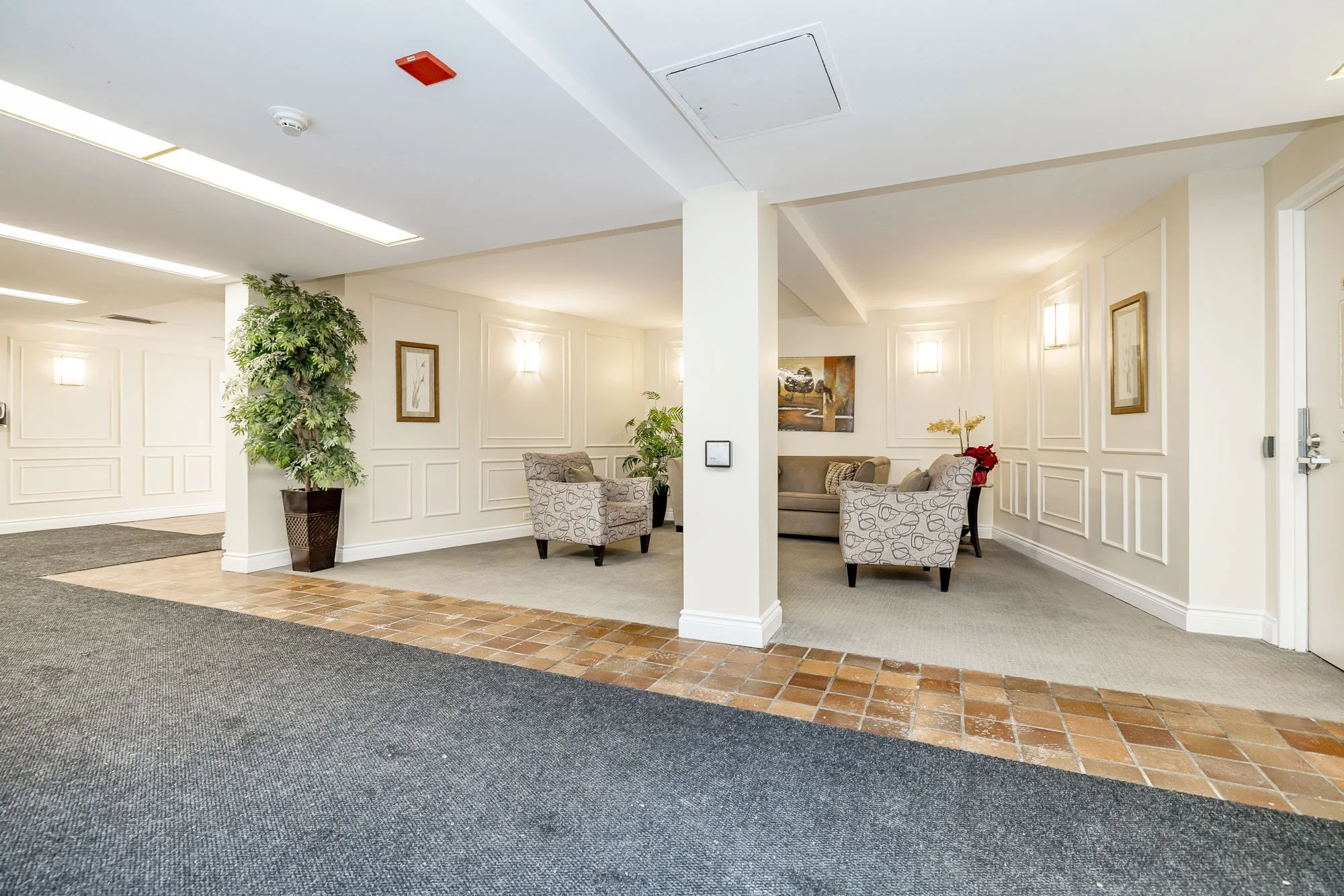 1356 Meadowlands 701_009.jpg