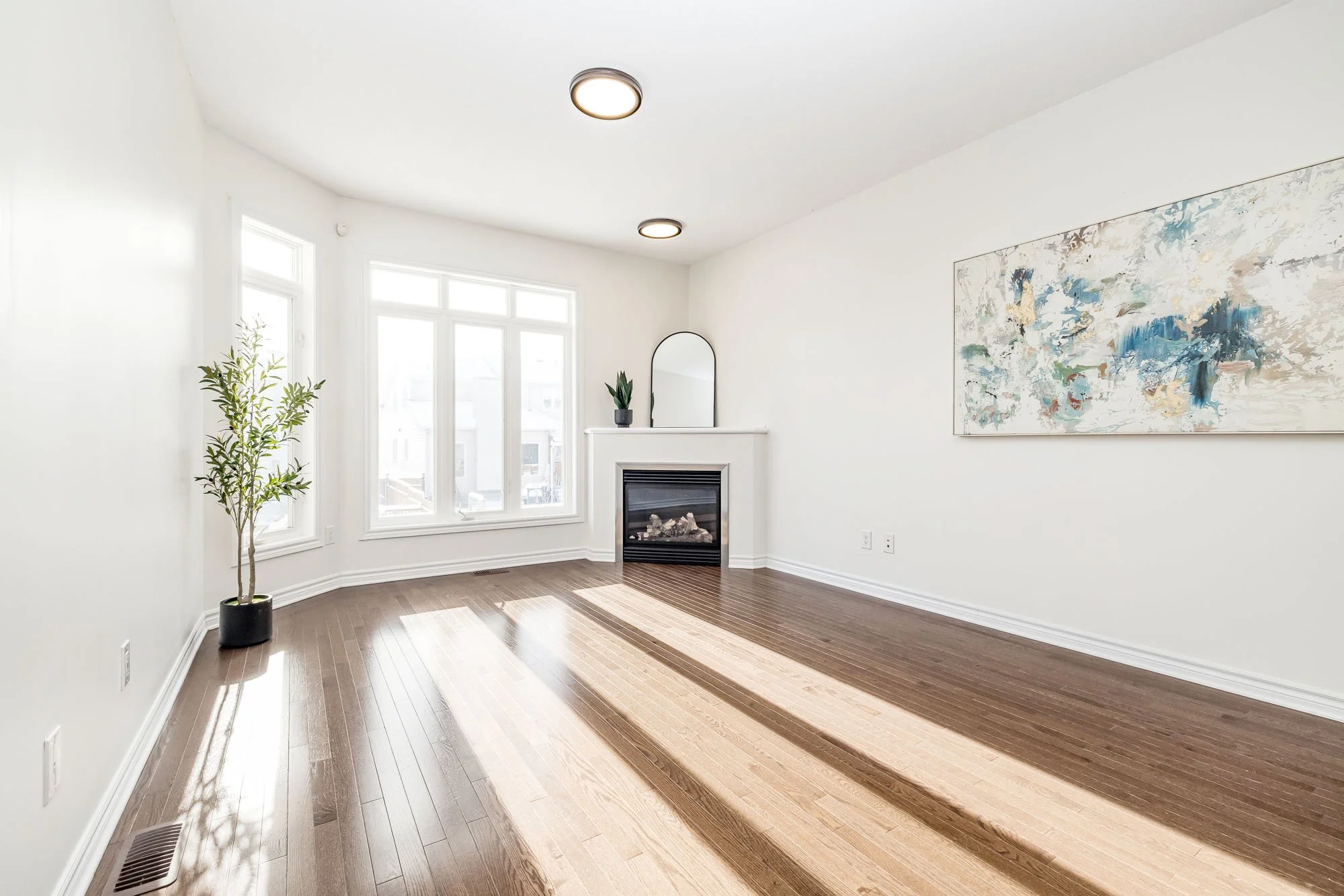 344 Kingbrook_010.jpg