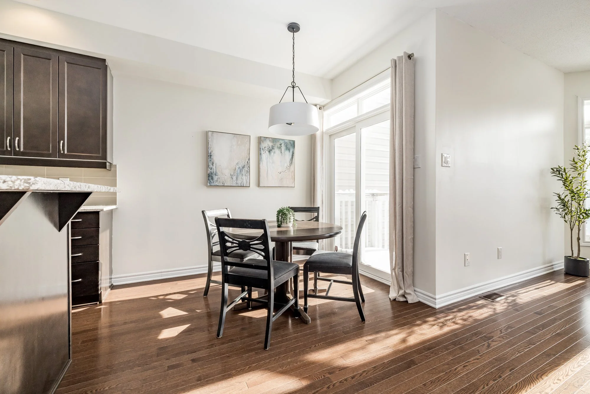 344 Kingbrook_020.jpg