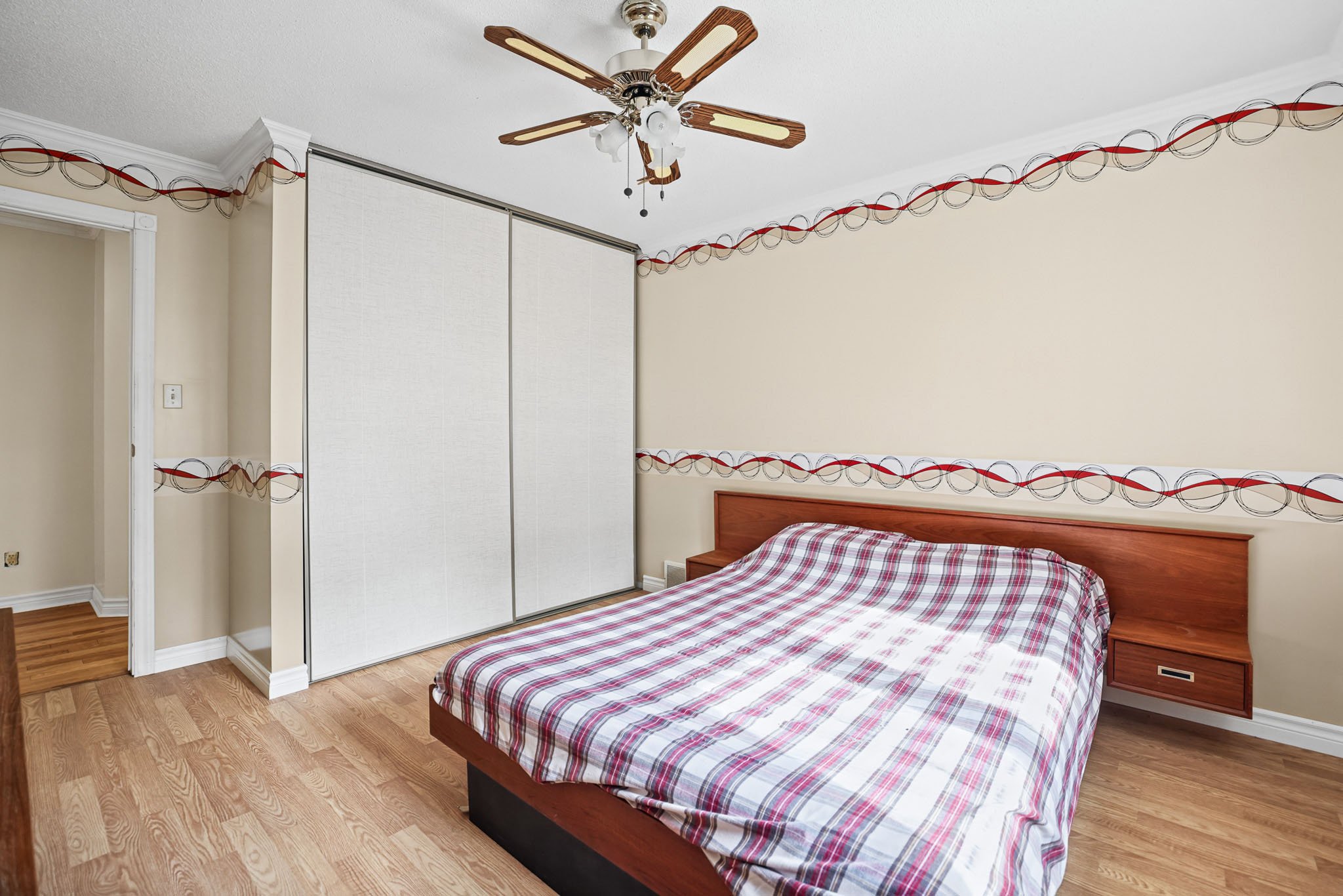 589 River Rd__0047.jpg