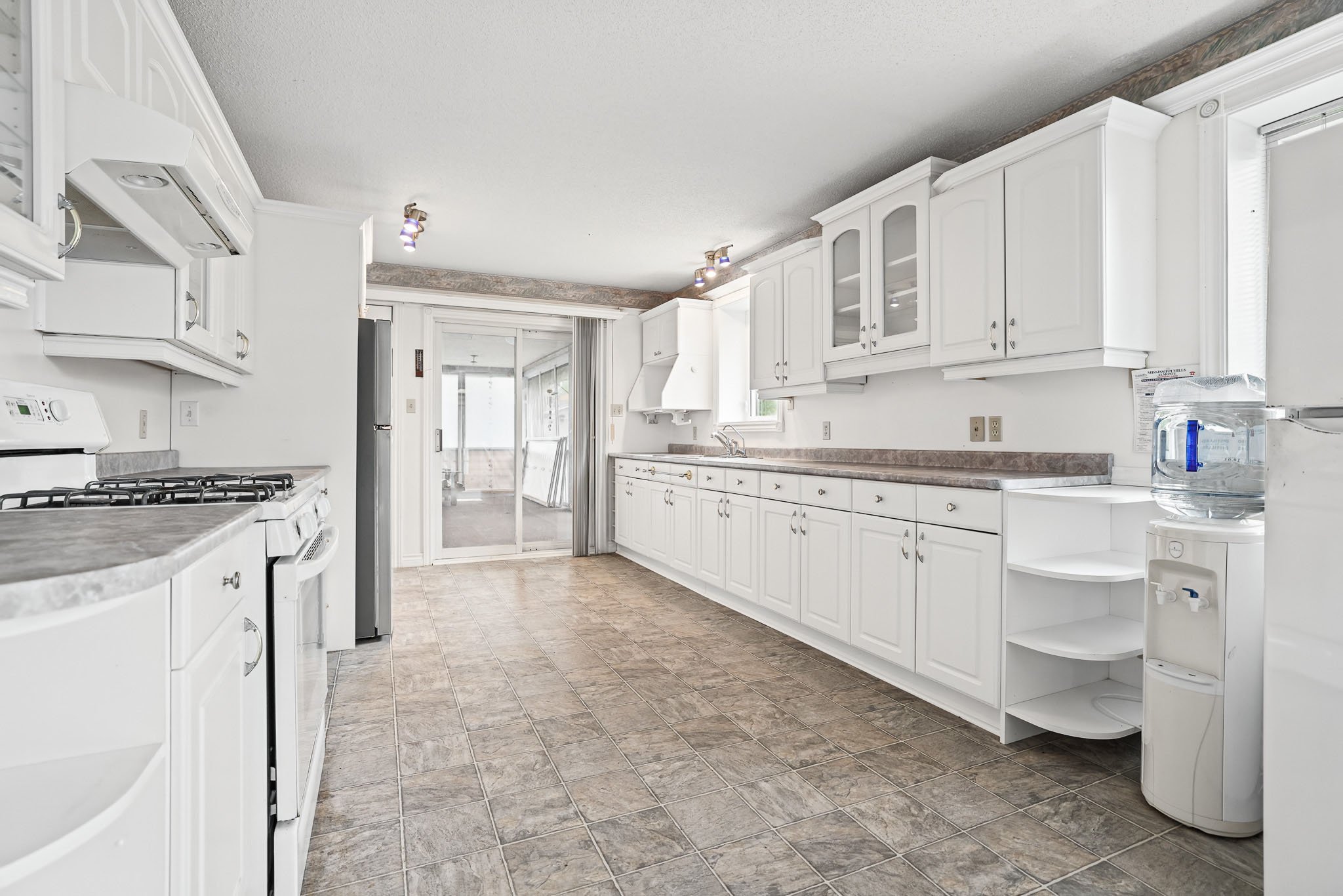 589 River Rd__0028.jpg