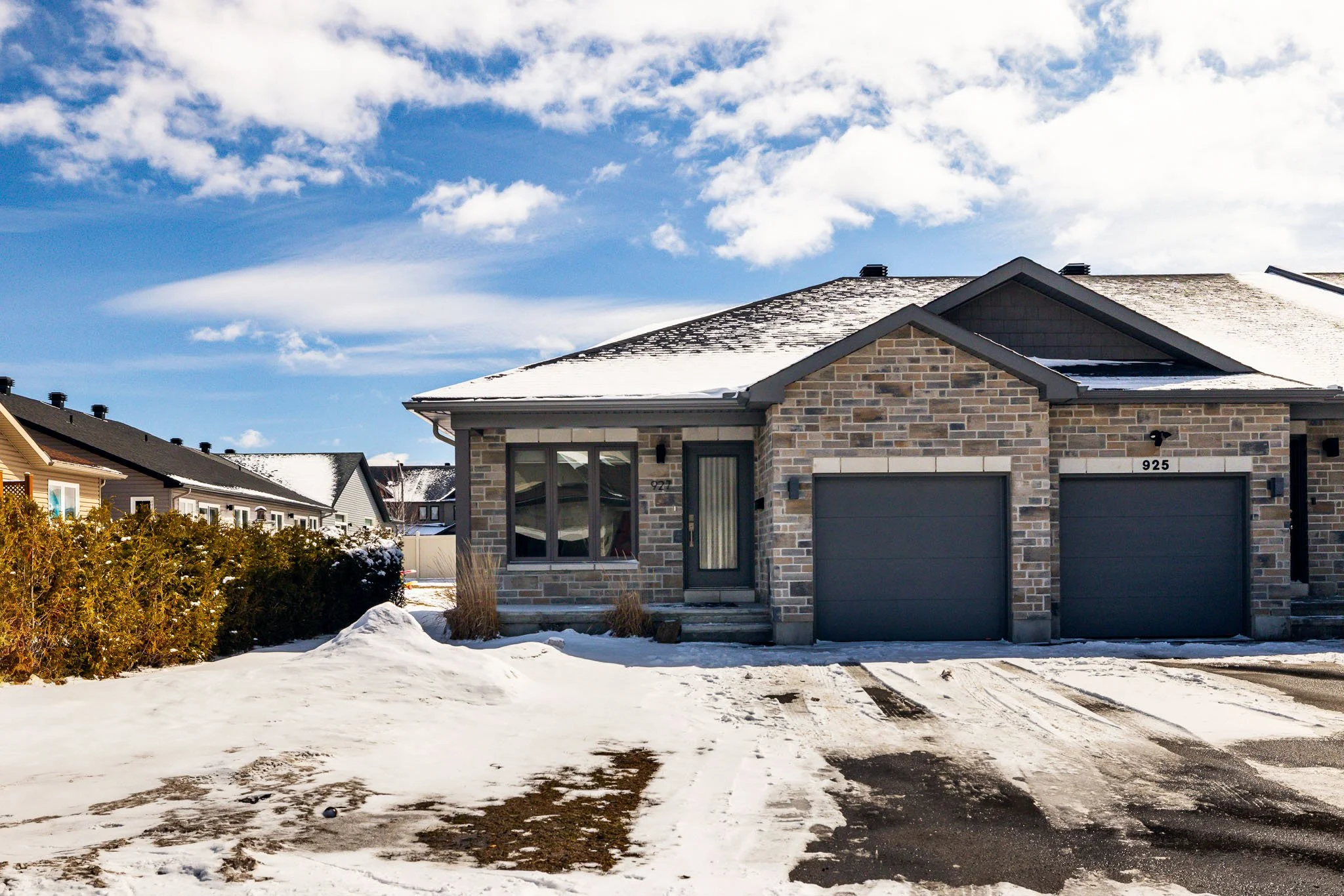 927 Leishman_001.jpg