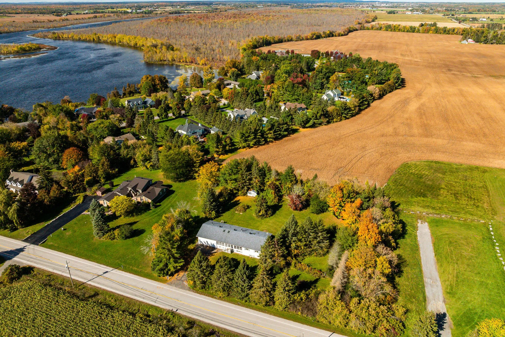 589 River Rd__0005.jpg