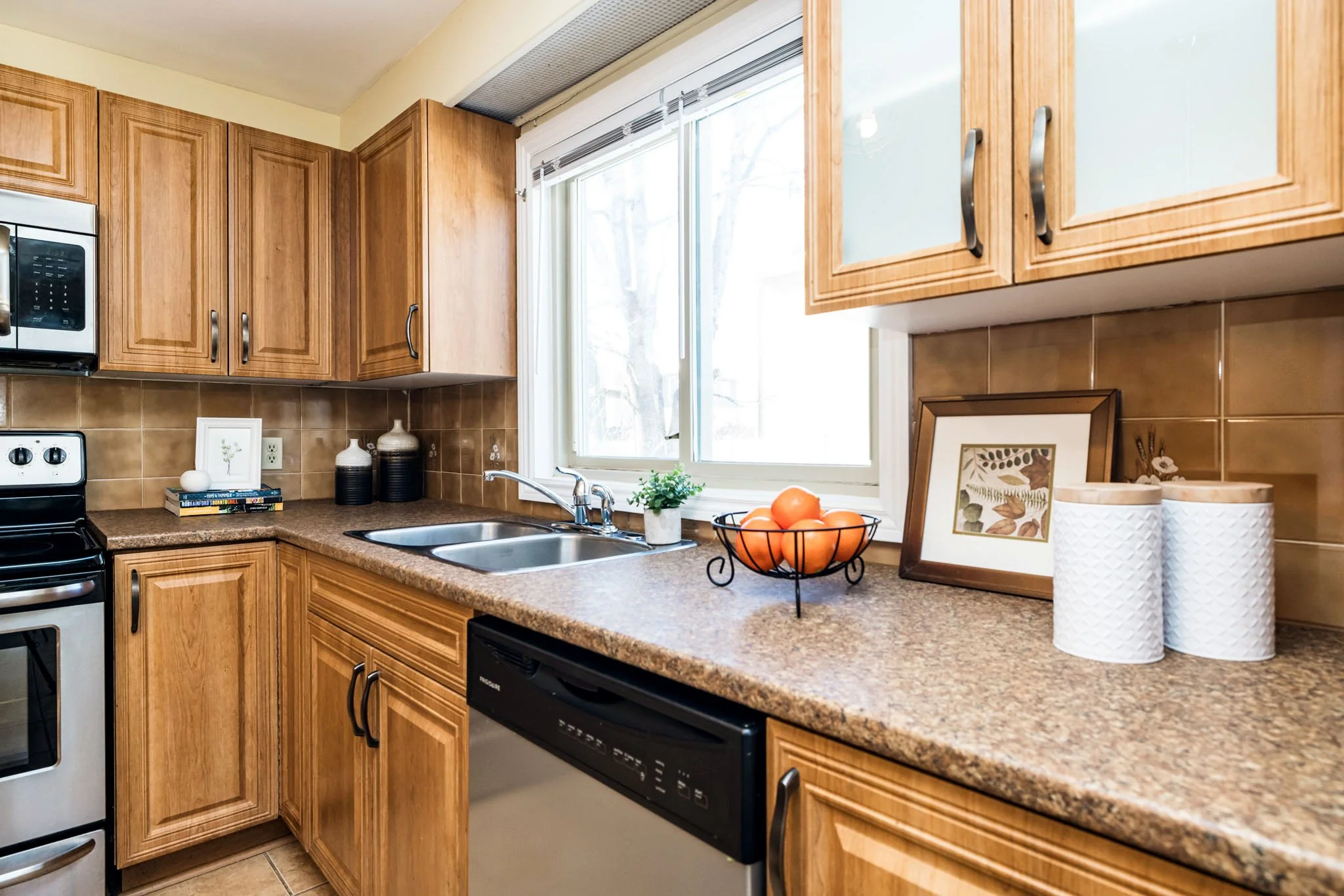 6096 Meadowhill_026.jpg