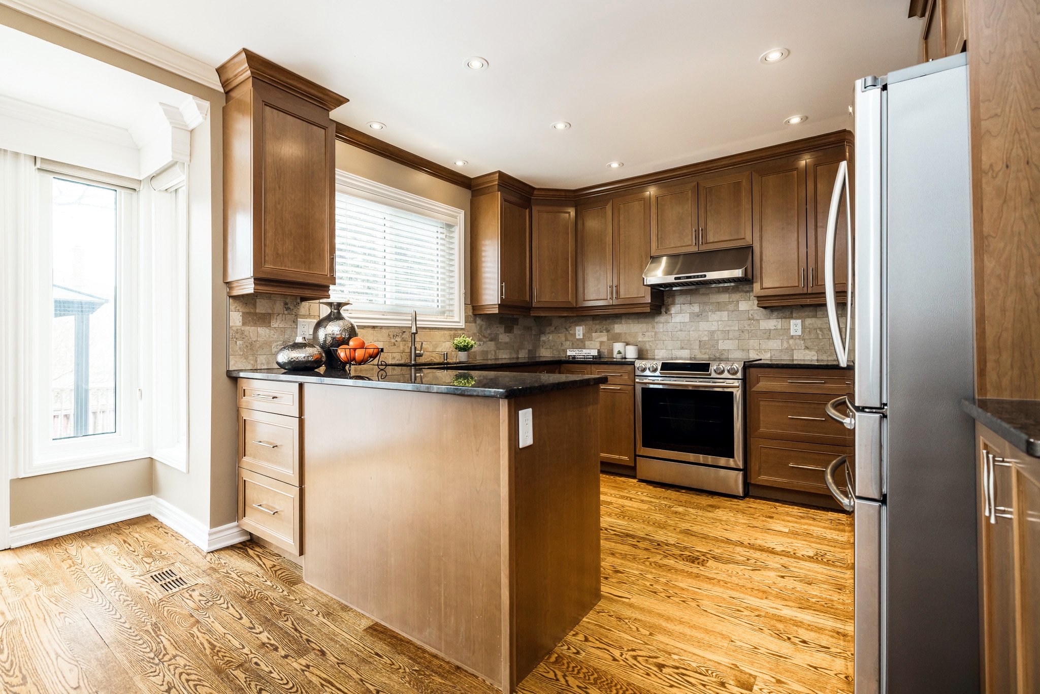 375 River Ridge_026.jpg