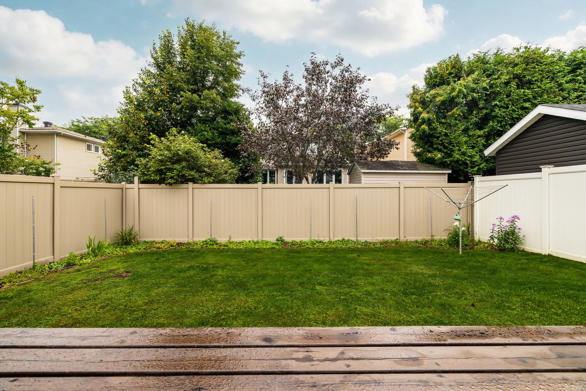 6068 Ridgelea_0066.jpg