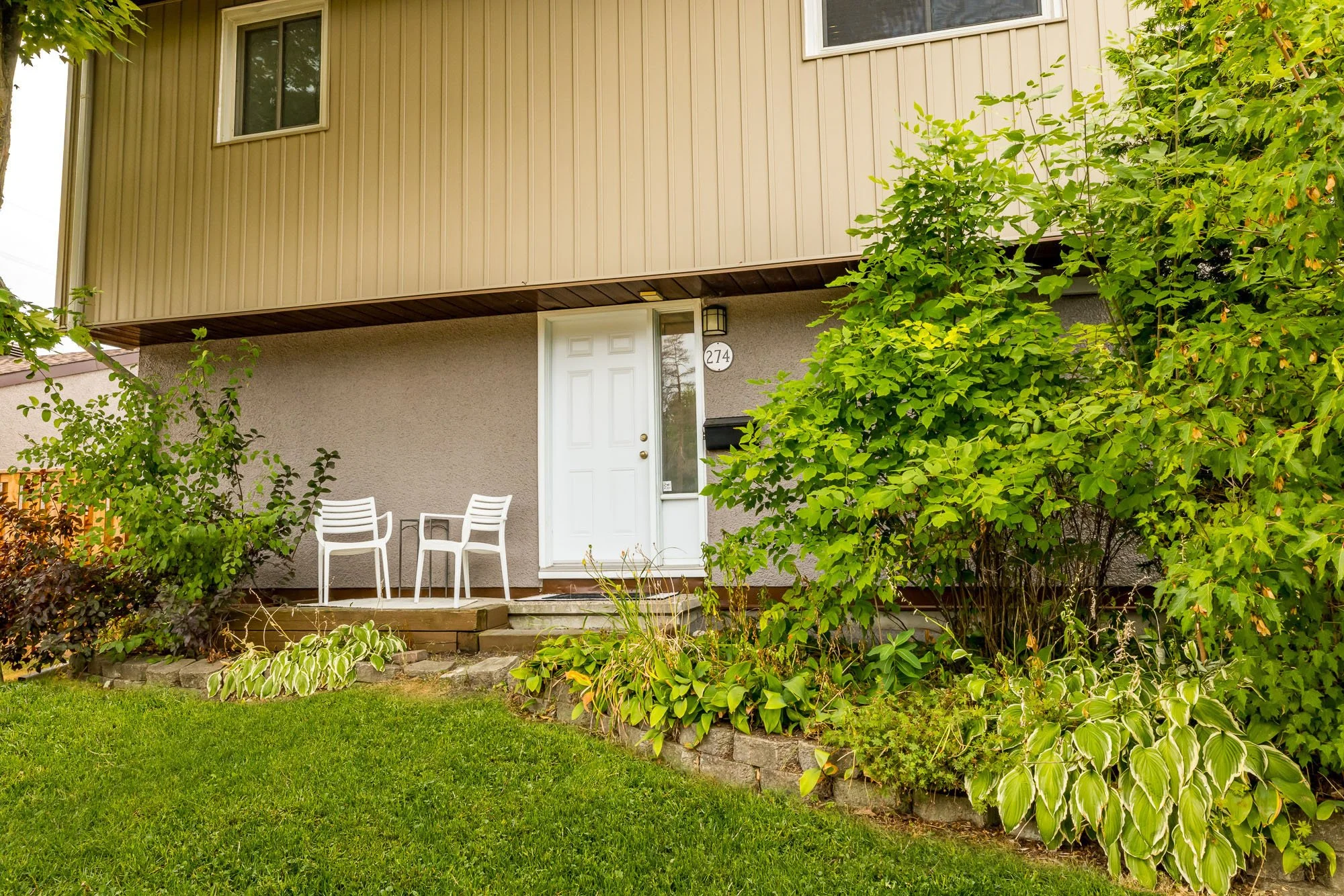274 Woodfield_004.jpg