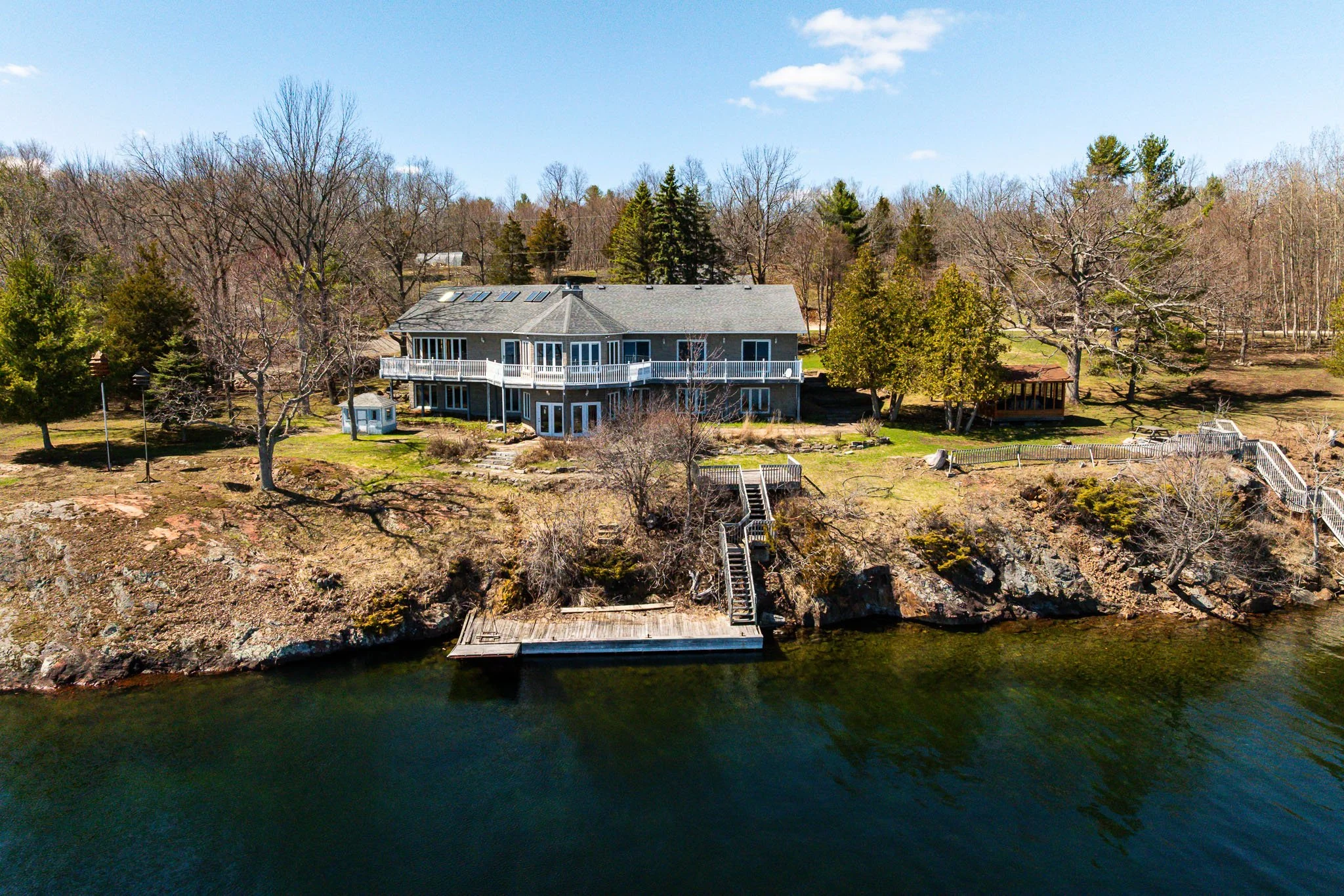 605 Big Rideau_001.jpg