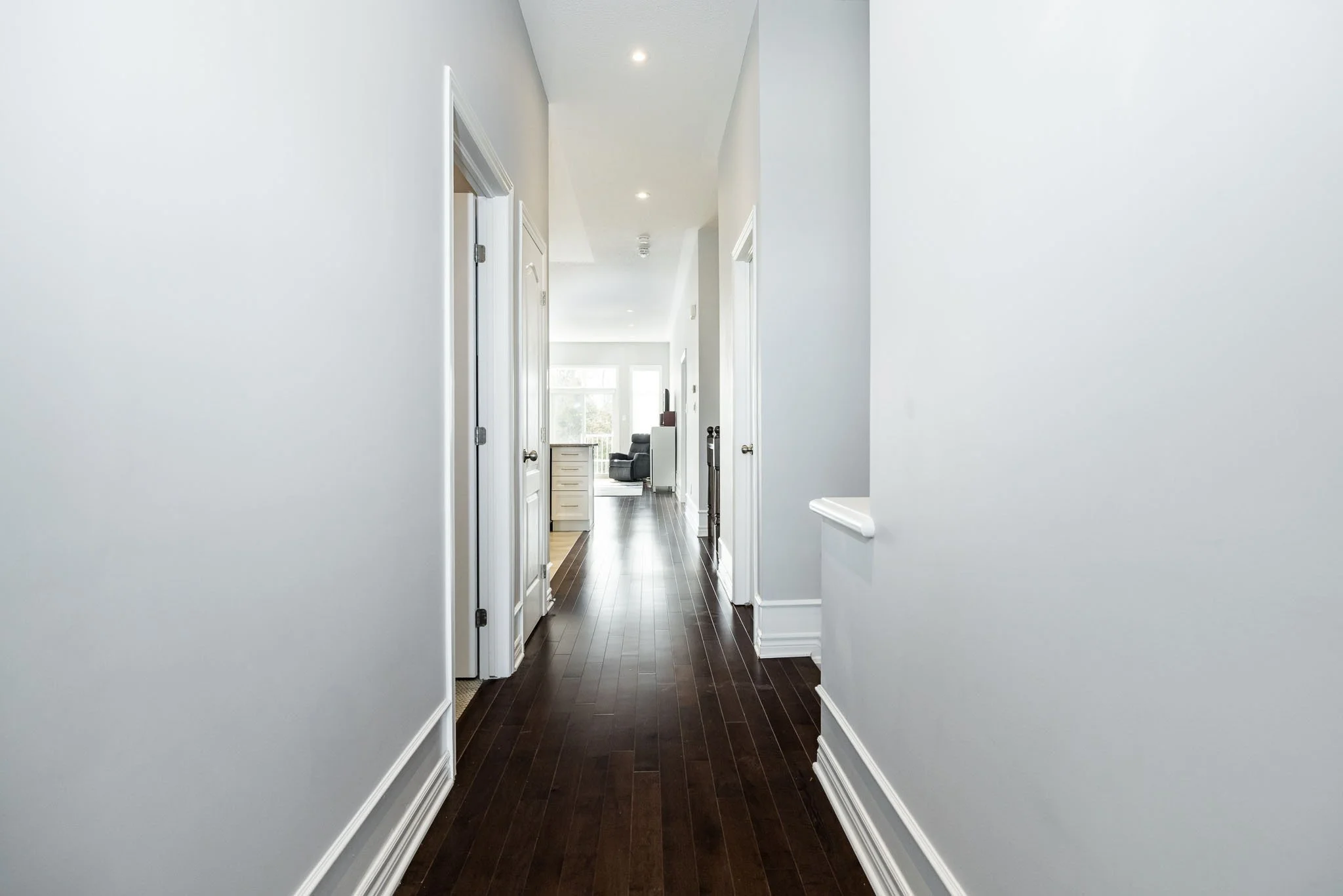 156 Oxford St W_008.jpg