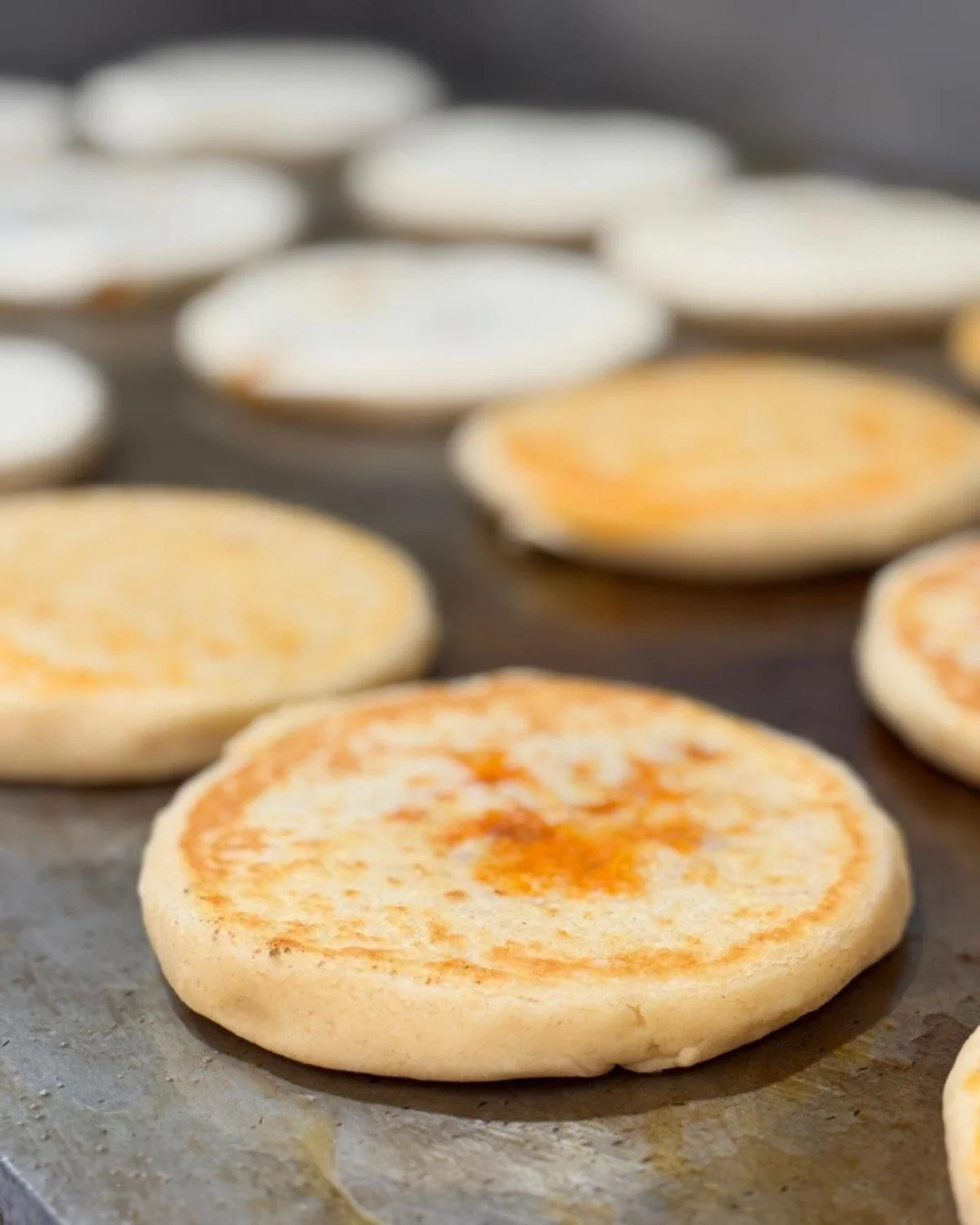 gorditas made fresh daily 🔥 

#gorditas 
#mexicanfood 
#vancouvereats #vancouverfood #yvreats #eatvancouver #vancityeats #foodvancouver