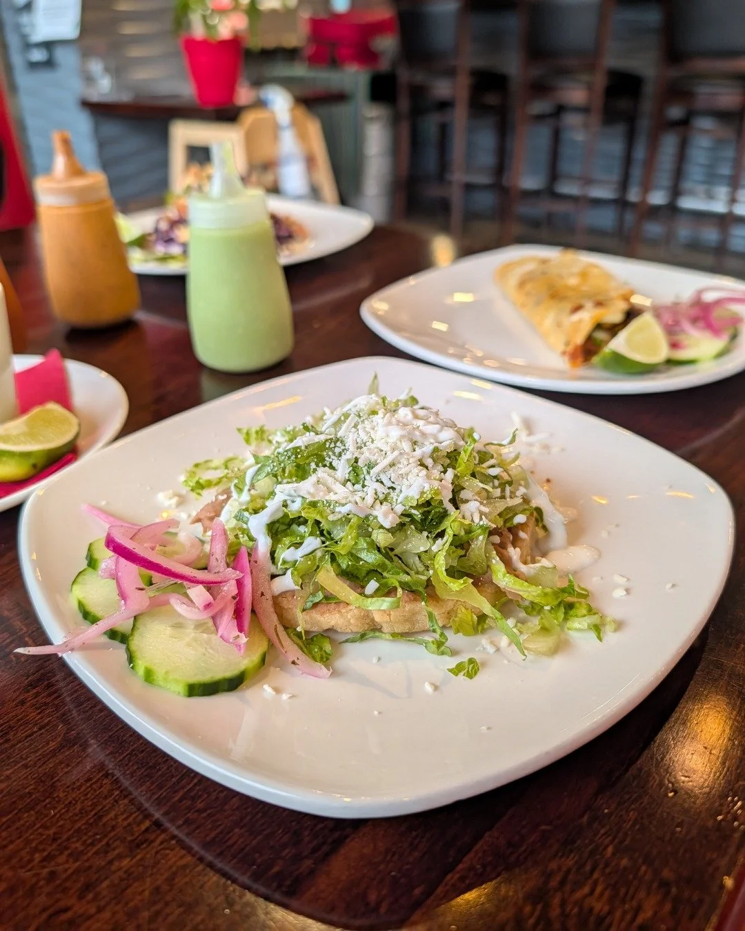 A classic done right ✨
Our Sope Tradicional is made with a handmade base, beans, and fresh toppings prepared to order.

A comforting and authentic choice for lunch today. 

#vancouvereats
#vancityfood
#vancouverfood
#mexicanfood
#sopes
#vancouverrest