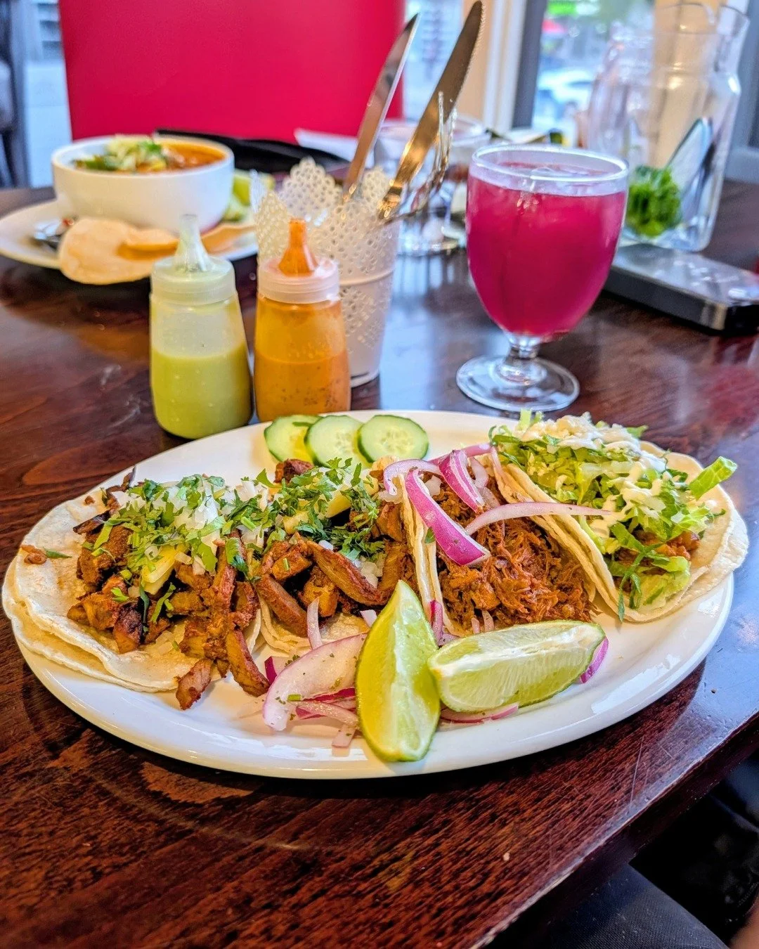 Taco Thursday 🌮 mix and match your favourites made fresh every day:

beef: suadero
chicken: tinga
pork: cochinita, al pastor, chorizo
papas con chorizo
veggie mix

add salsa + lime = enjoy 🔥

#tacothursday
#tacos
#mexicanfood
#yvreats
#vancouvereat