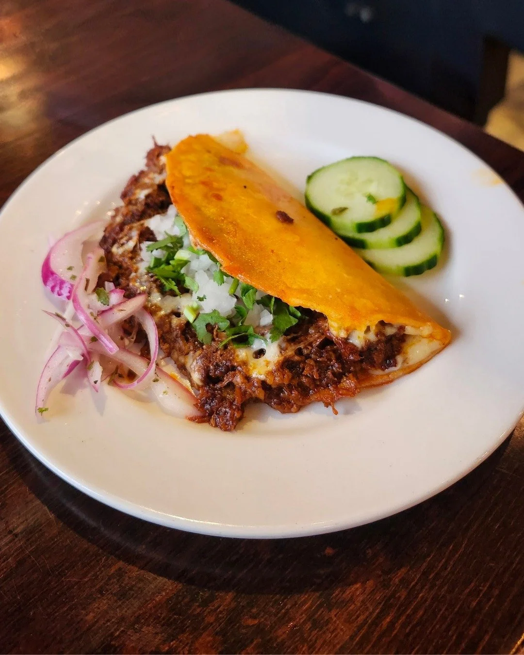 Quesadilla Wednesday 🤍
corn tortilla
melty cheese
simple &amp; so good

GF &middot; VG options available 

#vancouvereats
#vancityfood
#vancouverfood
#mexicanfood
#yvrfoodie
#quesadillas
#yvr