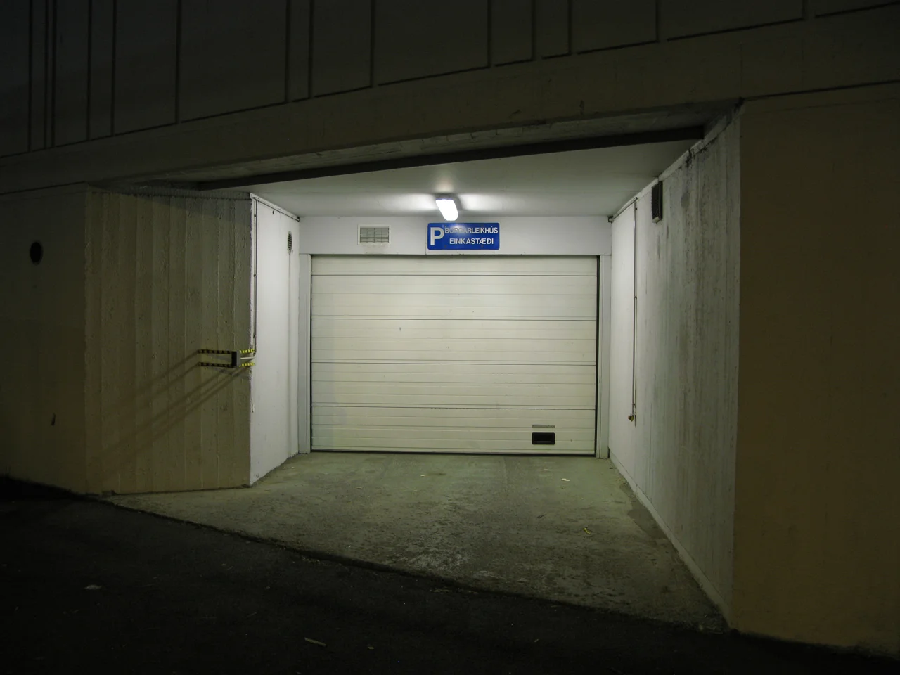 loading bay.jpg