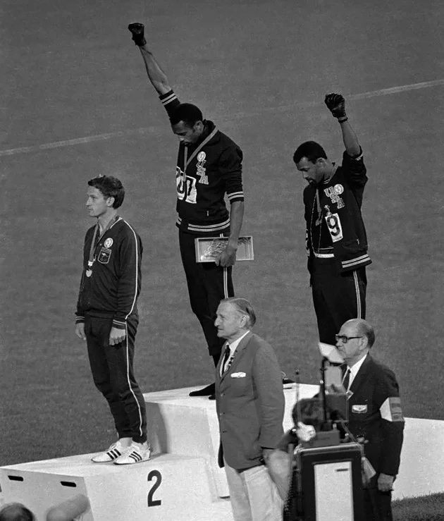 120821091159-peter-norman-olympic-salute-horizontal-large-gallery.jpg