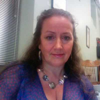 christianne-1-400x400.jpg