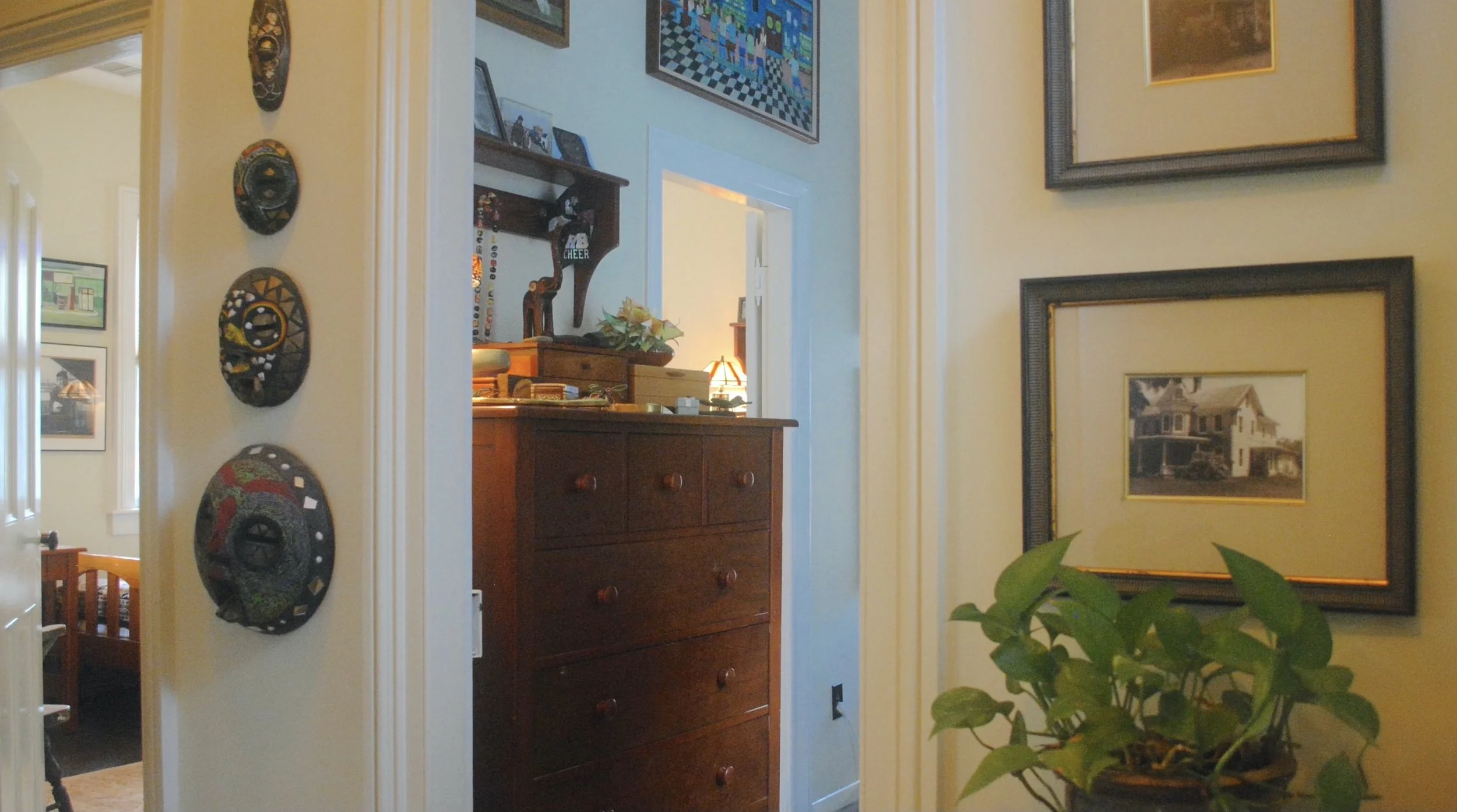 16 Hall Detail.jpg