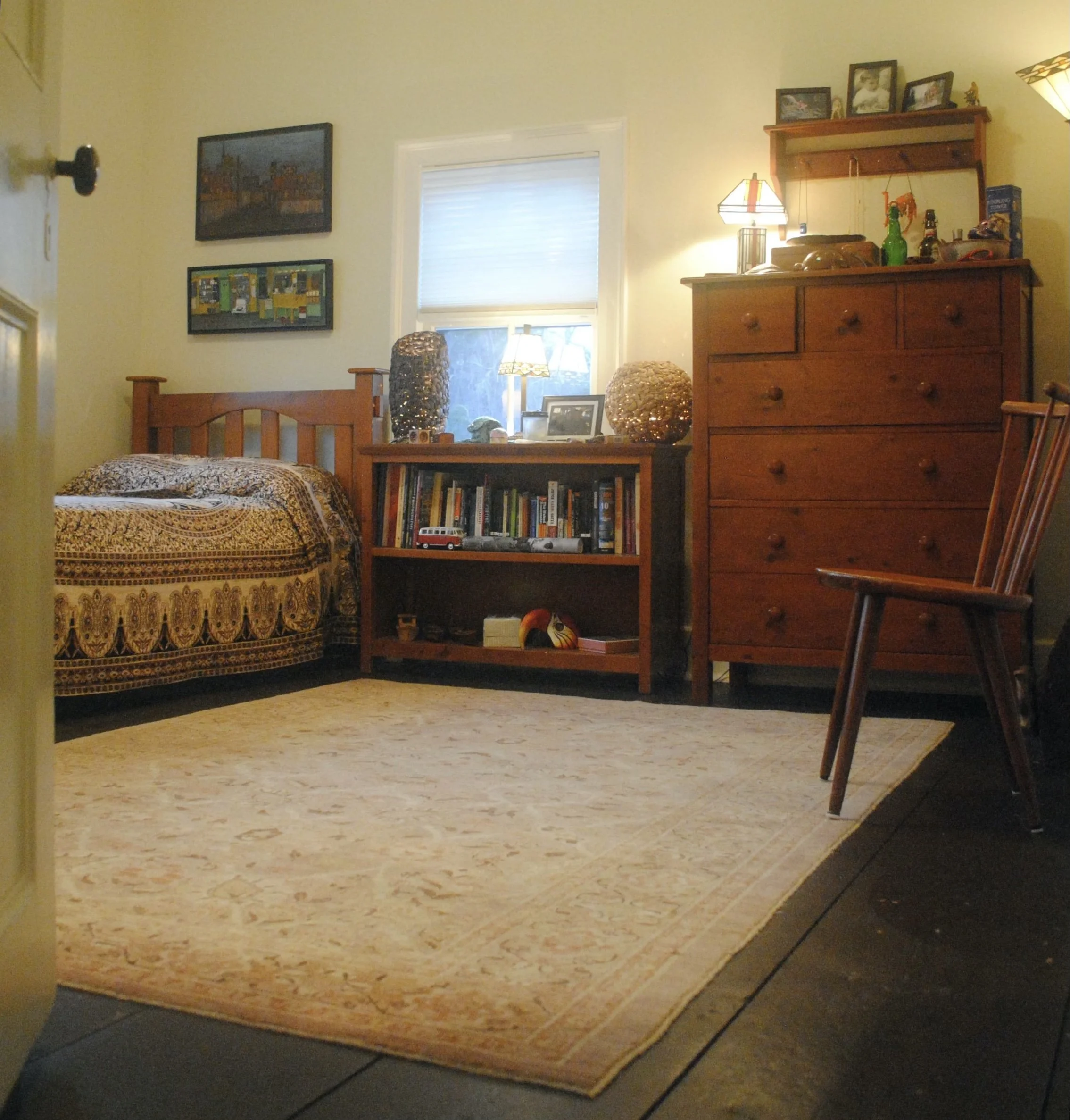 19 Mike Bed 1.jpg