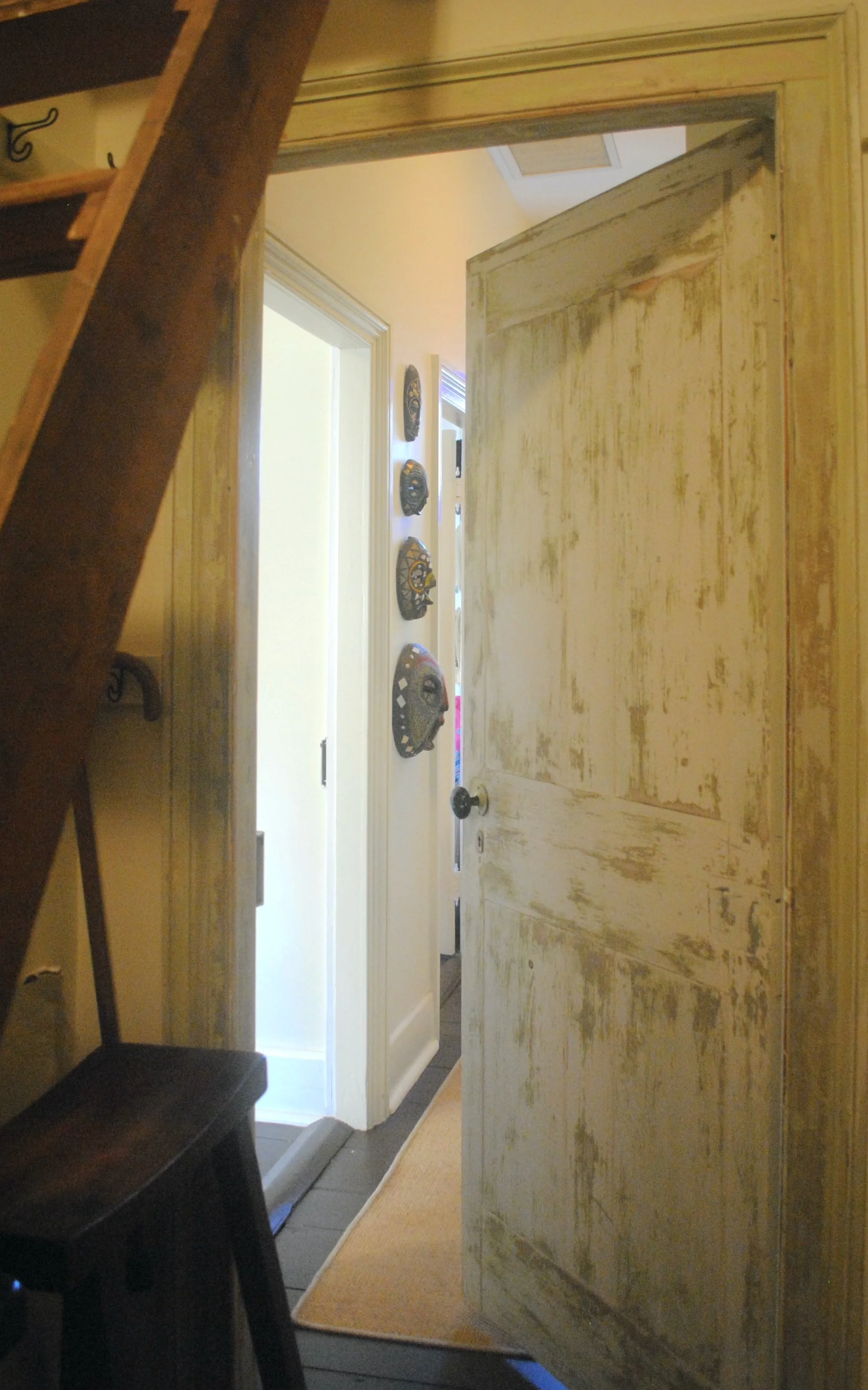 21 Closet Door.jpg