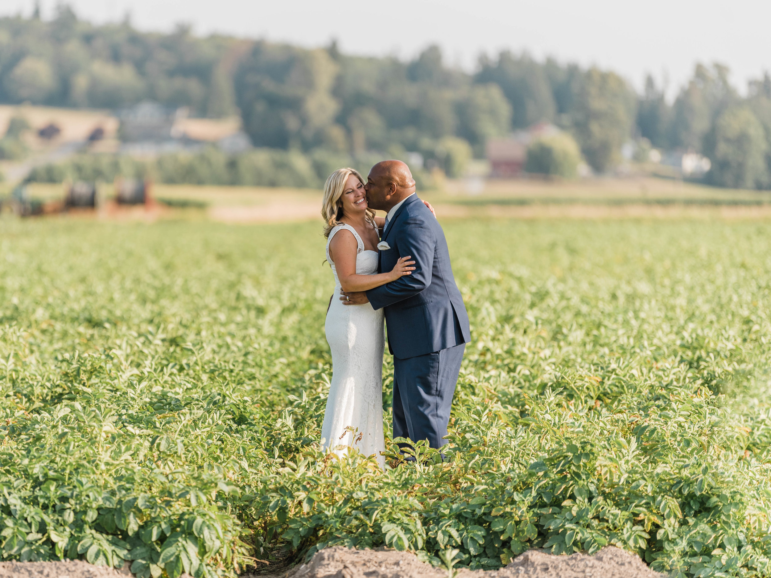 Mount Vernon Wedding - Amanda and Jahmal -  (1500).jpg