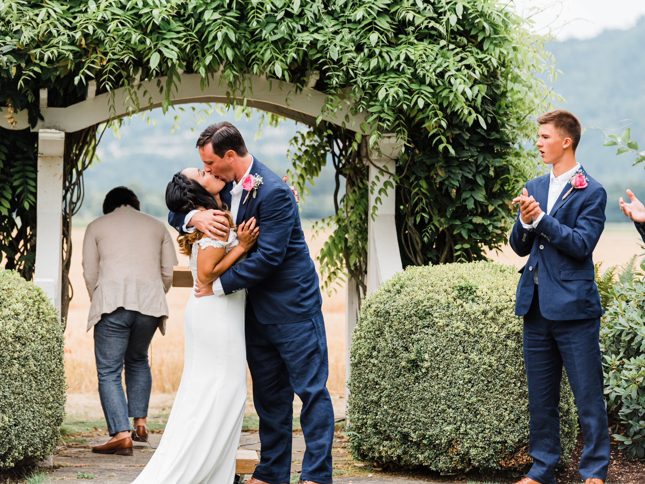 Maplehurst Farm Wedding - Mount Vernon Washington - Candace and Blake - Afton Lewis Photography -   (1131).jpg