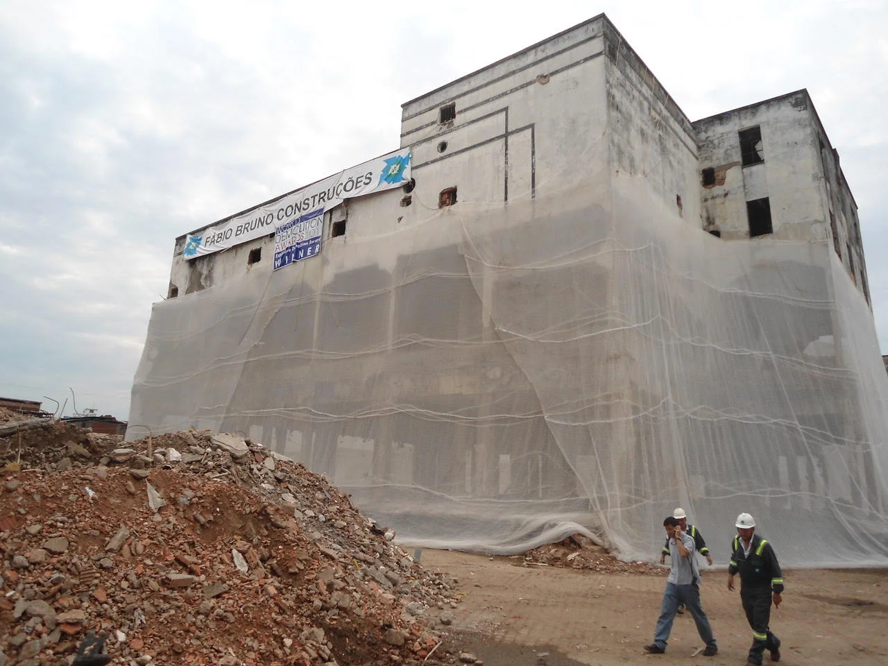 Fabio Bruno - Implosion-CCPL building 2.jpg