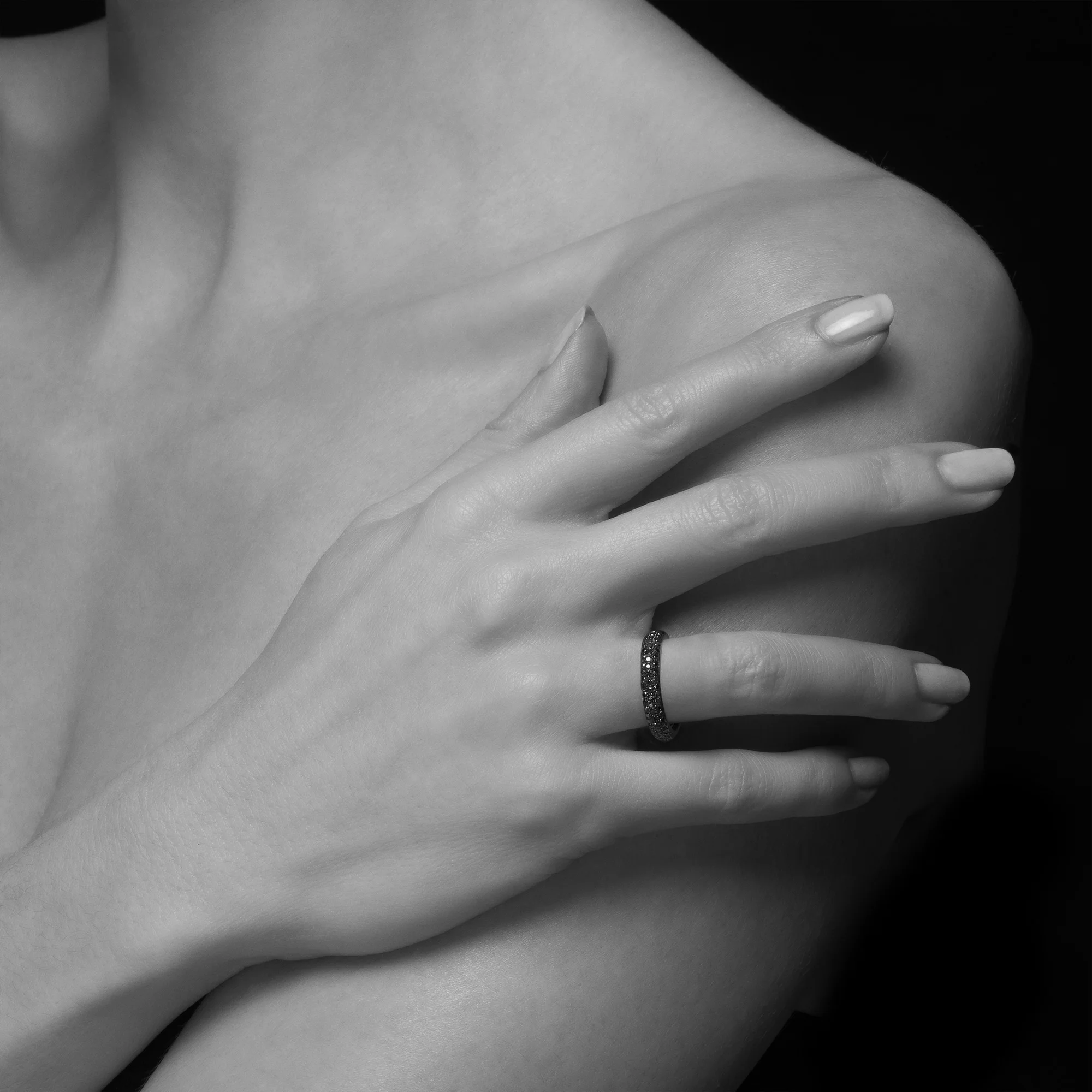 Ring_Pave_Black_Diamond2.jpg