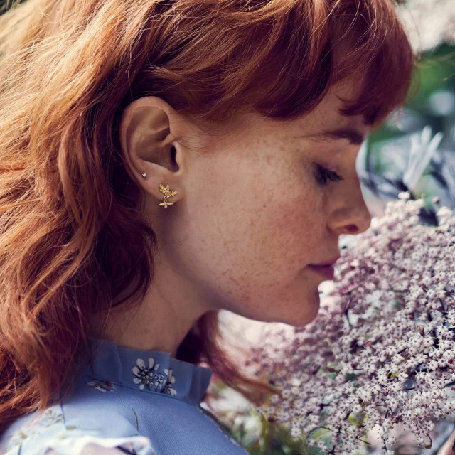 Earrings_Single_Diamond_Stud5.jpg