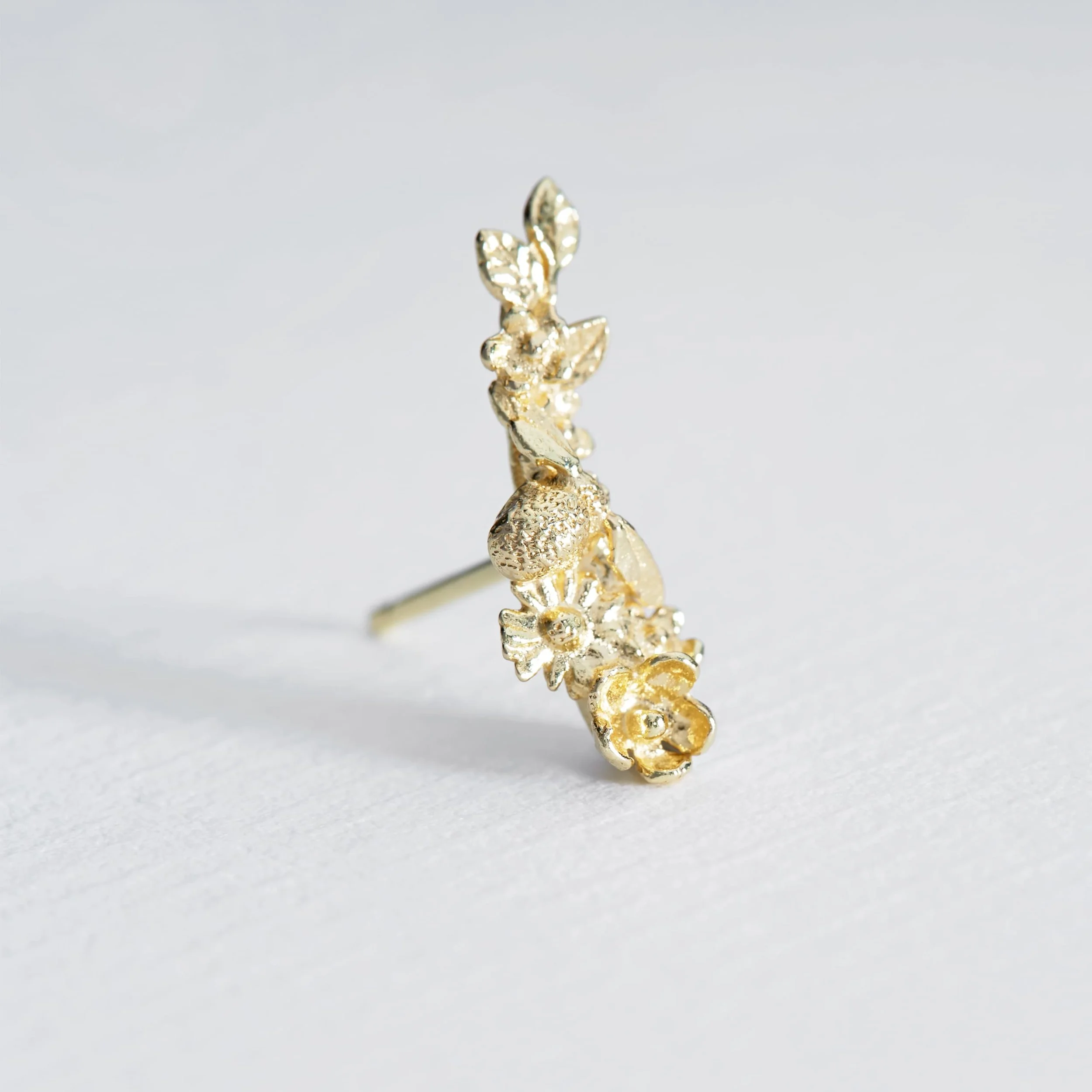 Earrings_Beekeeper_Single_Stud2.jpg
