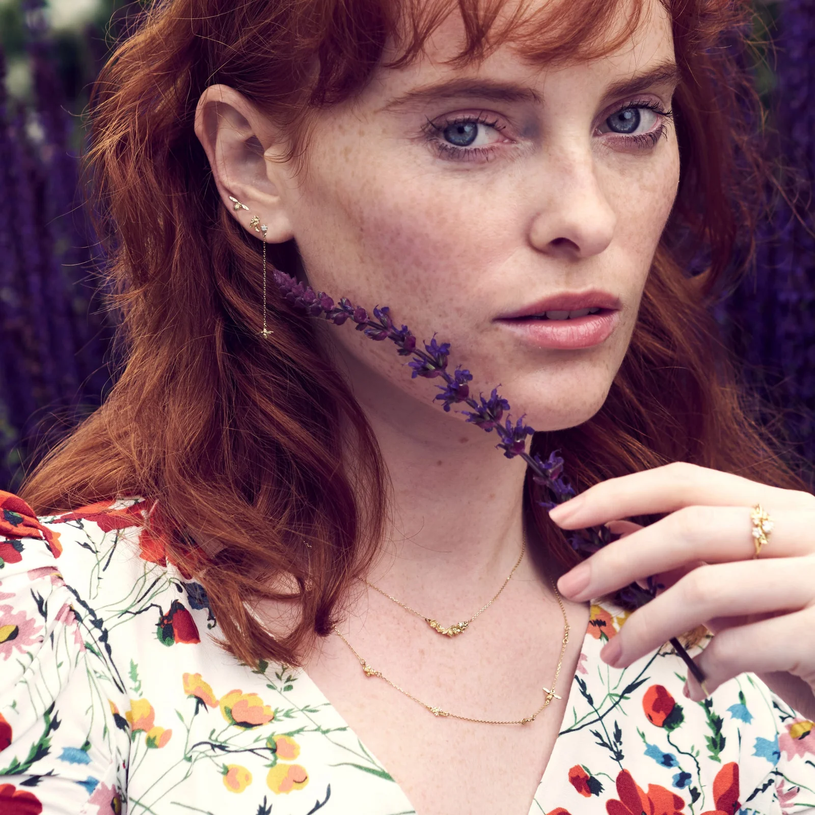 Earrings_Diamond_Stud_Bee_Drop4.jpg