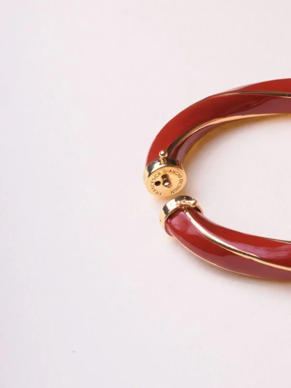 Bordeaux Twisted Bangle 1.jpg