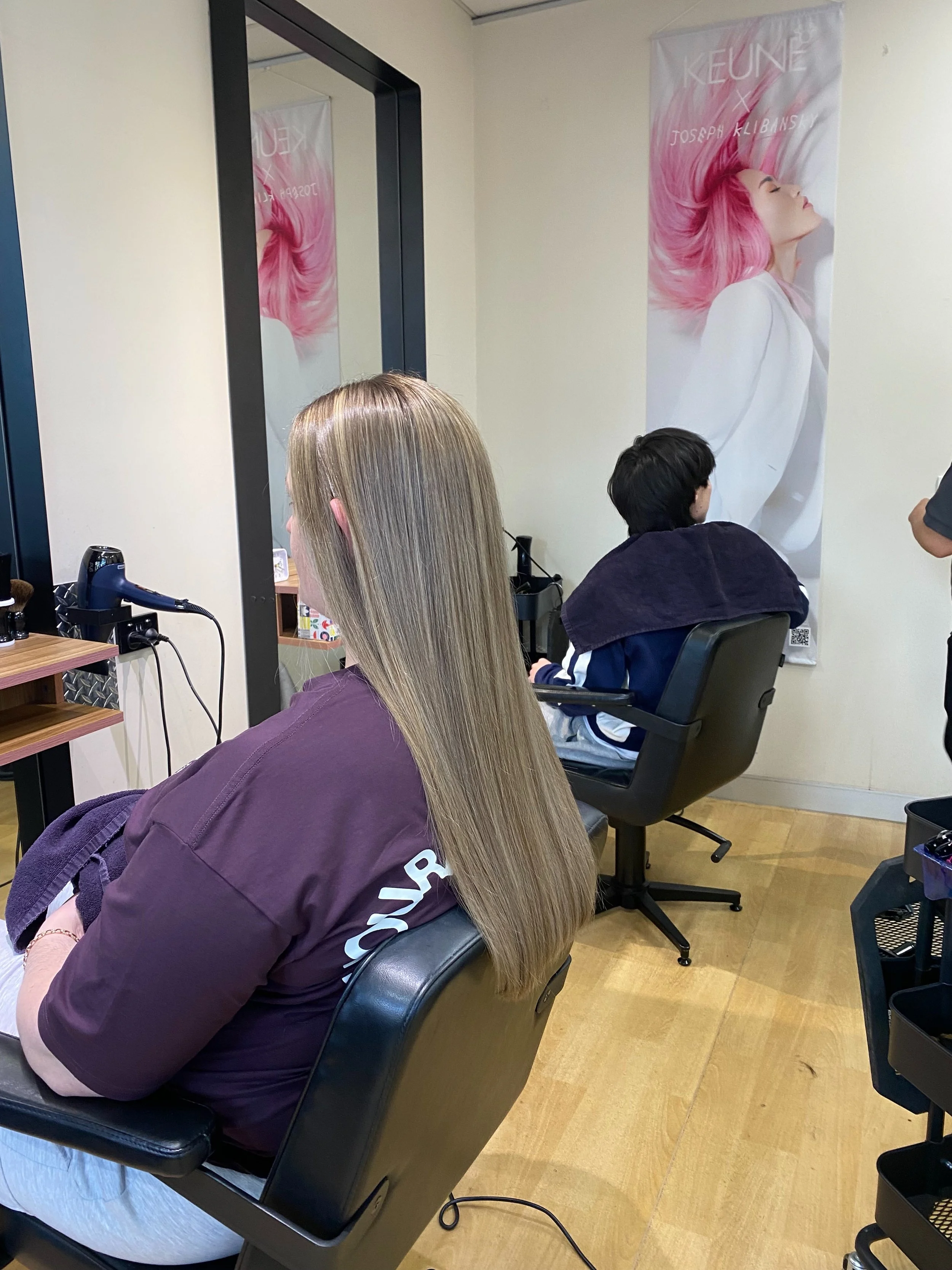 #keuneanz#melbournehair#melbournehairdresser#haircut#MelbournehairideasasianhaircutasiancolourMelburne _lifeMelbournecity Haircareaustralia@melbourne_ecommunityaustralia.community Melbourne life@MAGAZINE_OF_AUSTRALIA
