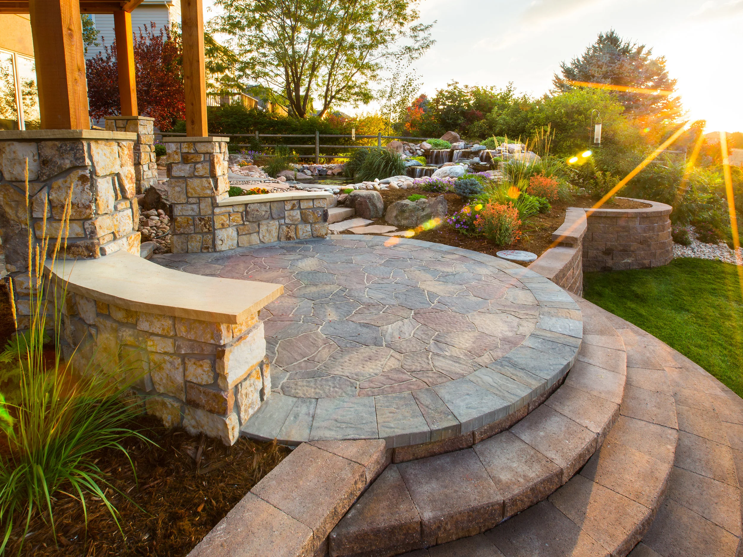 ResidentialThumb_LandscapeElements.jpg