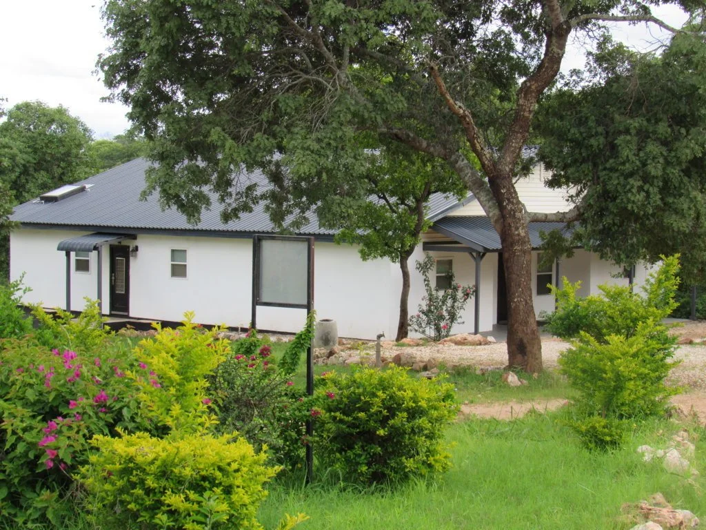 AIU_Building_Lodge (2).JPG