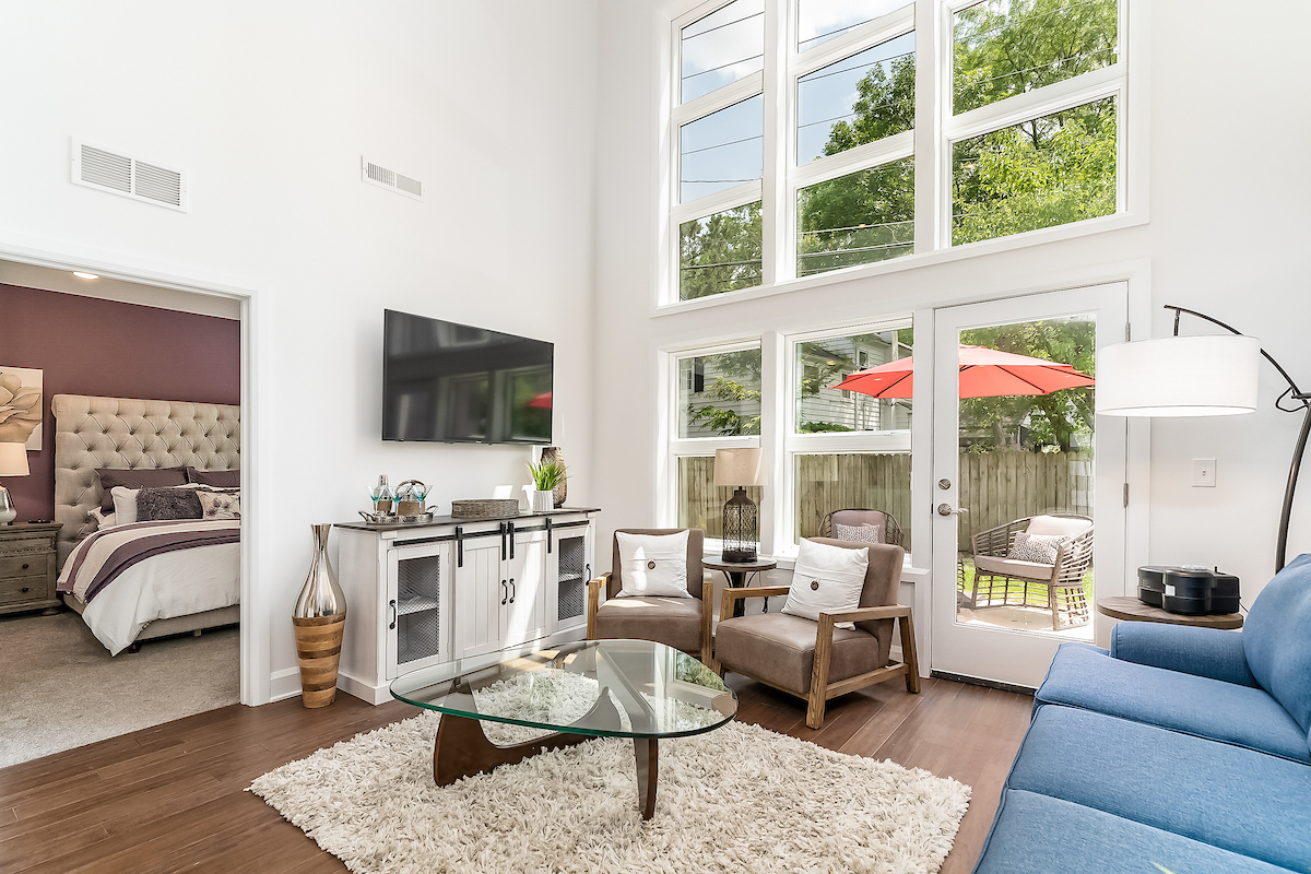 j 2979 Bernard View130.jpg