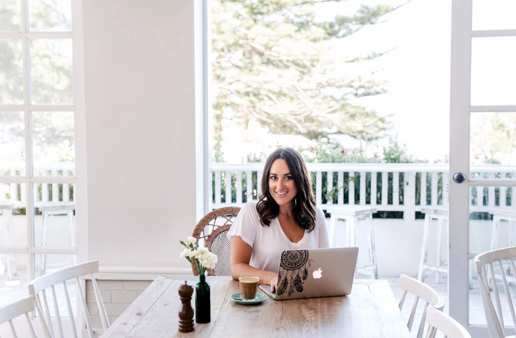 Episode #12 with Cassie Mendoza-Jones: pivoting from studying comms to naturopathy, kinesiology and business alignment