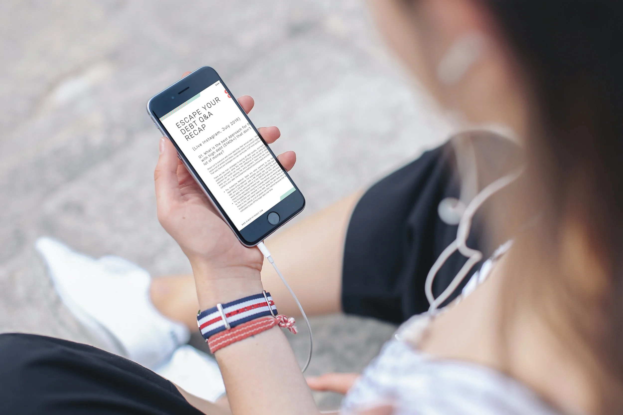 iphone-6-with-headphones.jpg