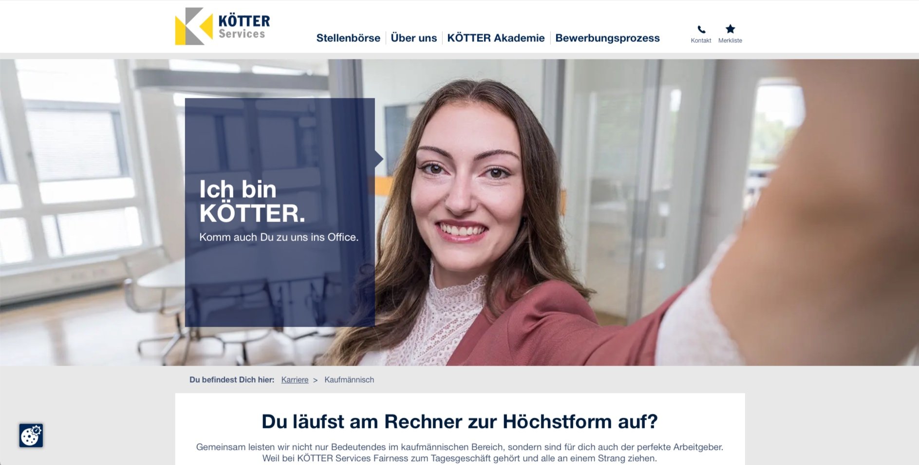 Recruitingcampagne und Employer Branding für Kötter Services In der Recruitingkampagne für Kötter Services setzten wir auf Authentizität und Nähe. Echte Mitarbeiter an echten Arbeitsorten – das ist das zentrale Element unseres Konzepts. Um die V