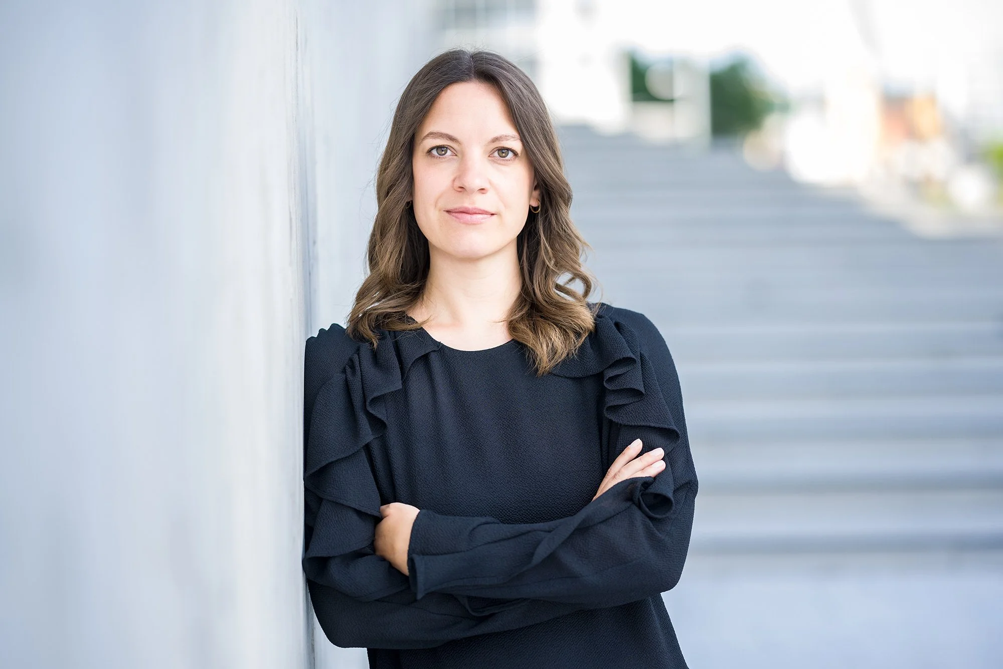 Businessportrait Stuttgart on Location – Marie Hertfelder, Press Officer Corporate Communications, Businessfotografie Jean-Claude Winkler