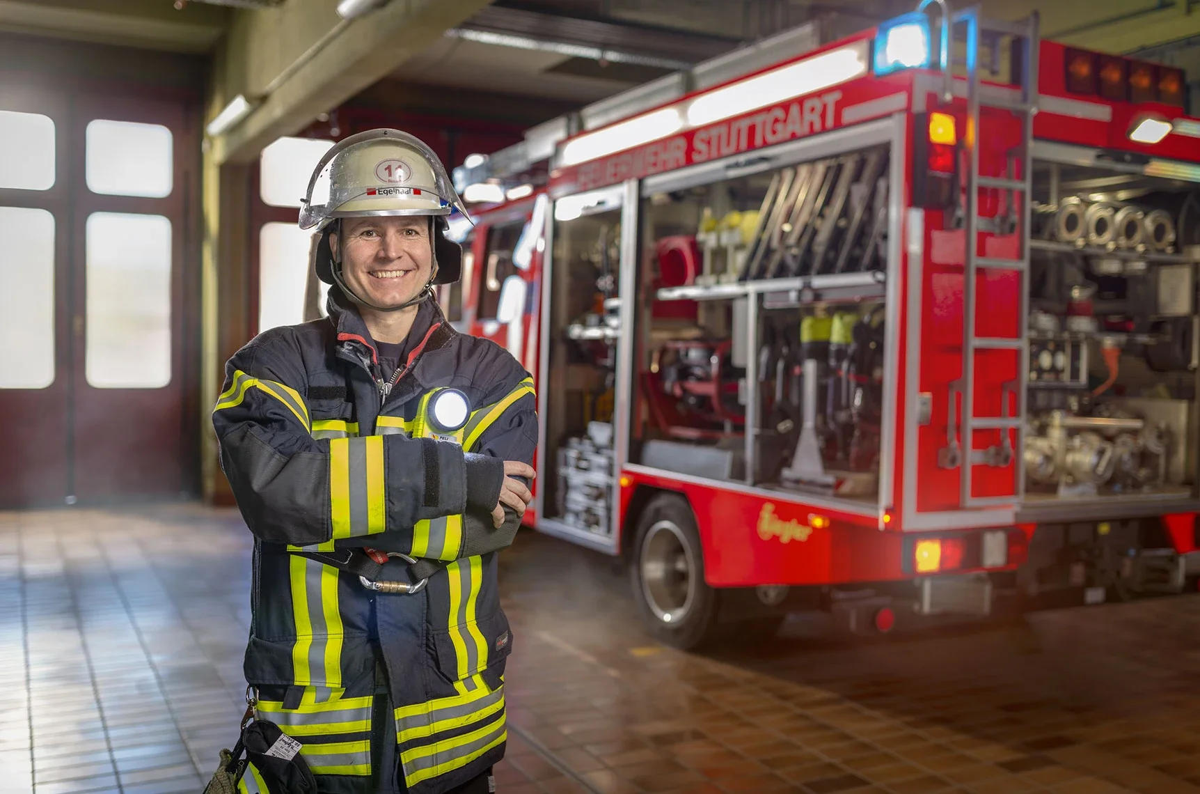 Feuerwehrmann in Uniform