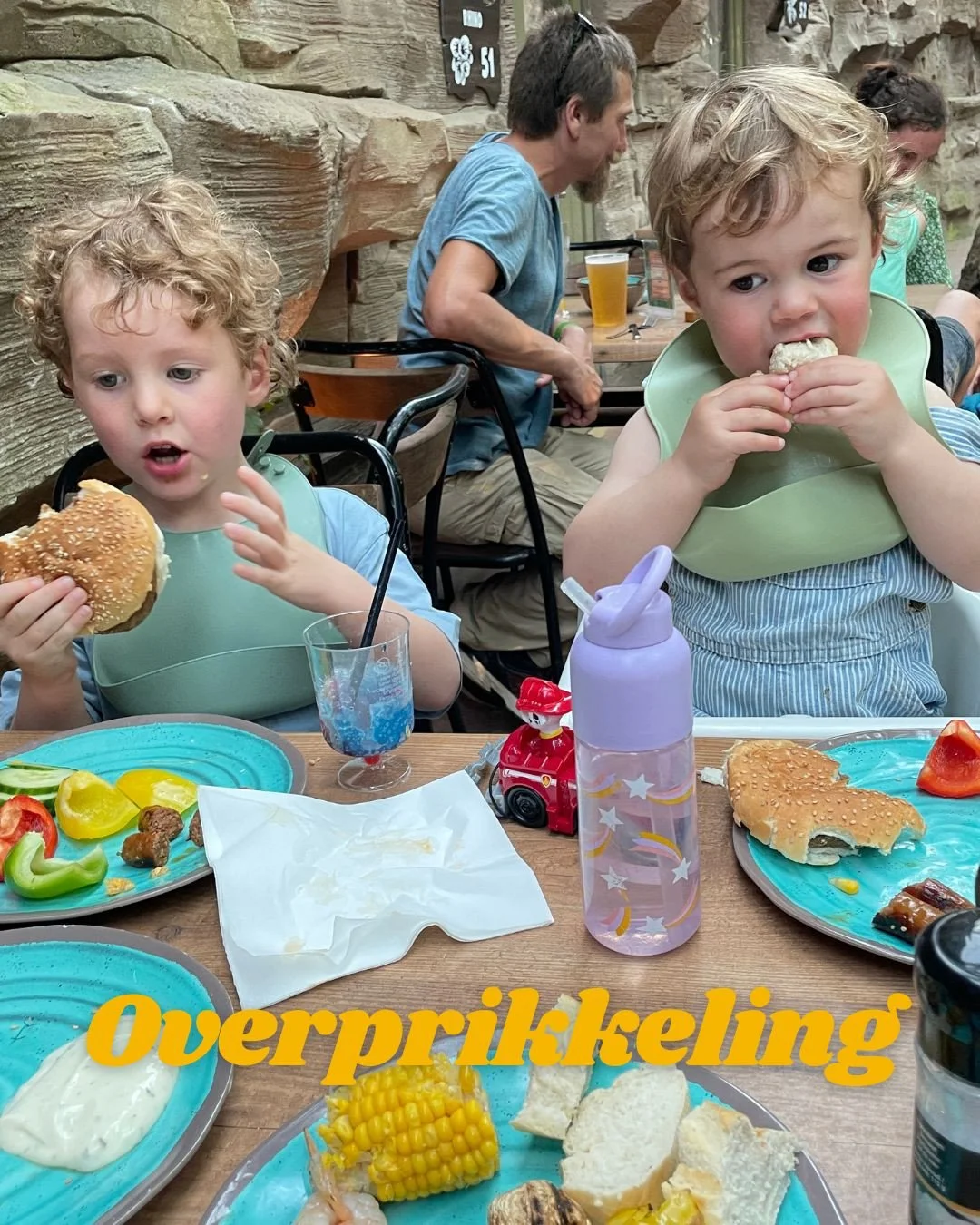 TDruk hoofd?⁠
Kort lontje?⁠
Snelle tranen?⁠
Misschien is het geen &lsquo;gedrag&rsquo;,⁠
maar een teken van overprikkeling.⁠
Tijd om even op te laden.⁠
⁠
he Coconut Club is coaching voor kids, jongeren &eacute;n ouders, op een leuke en relaxte manier