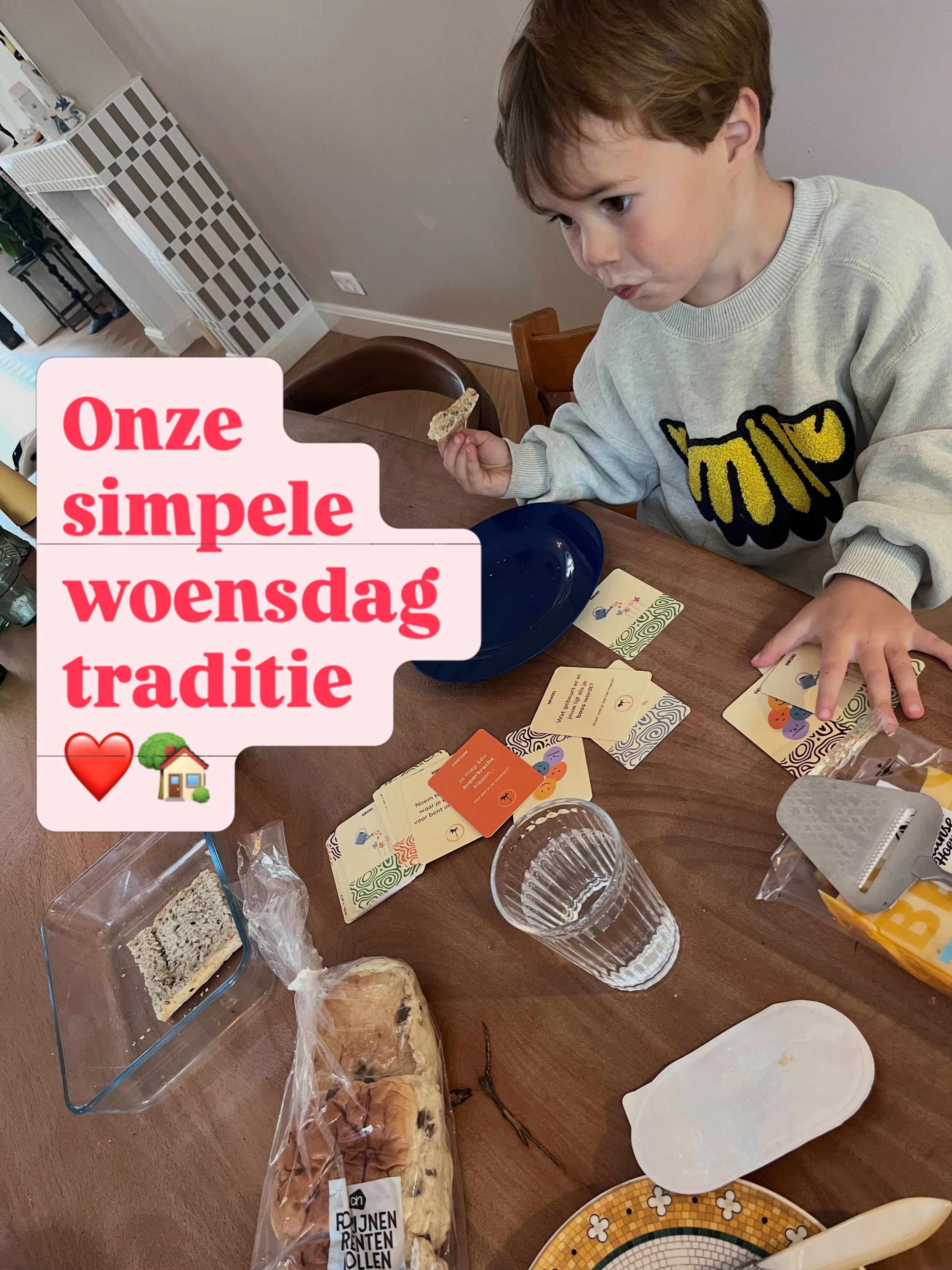 Een kaart trekken, een vraag stellen... en ineens luisteren ze &eacute;cht naar elkaar. 

De Coconut Praatkaarten zijn niet alleen voor ouder en kind. Juist tussen broers en zussen ontstaan er verrassende gesprekken: over dromen, zorgen en wat ze sti