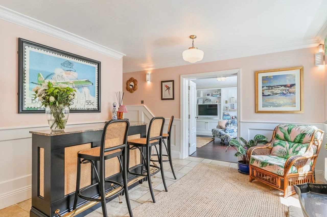 nicky bar Large.jpeg