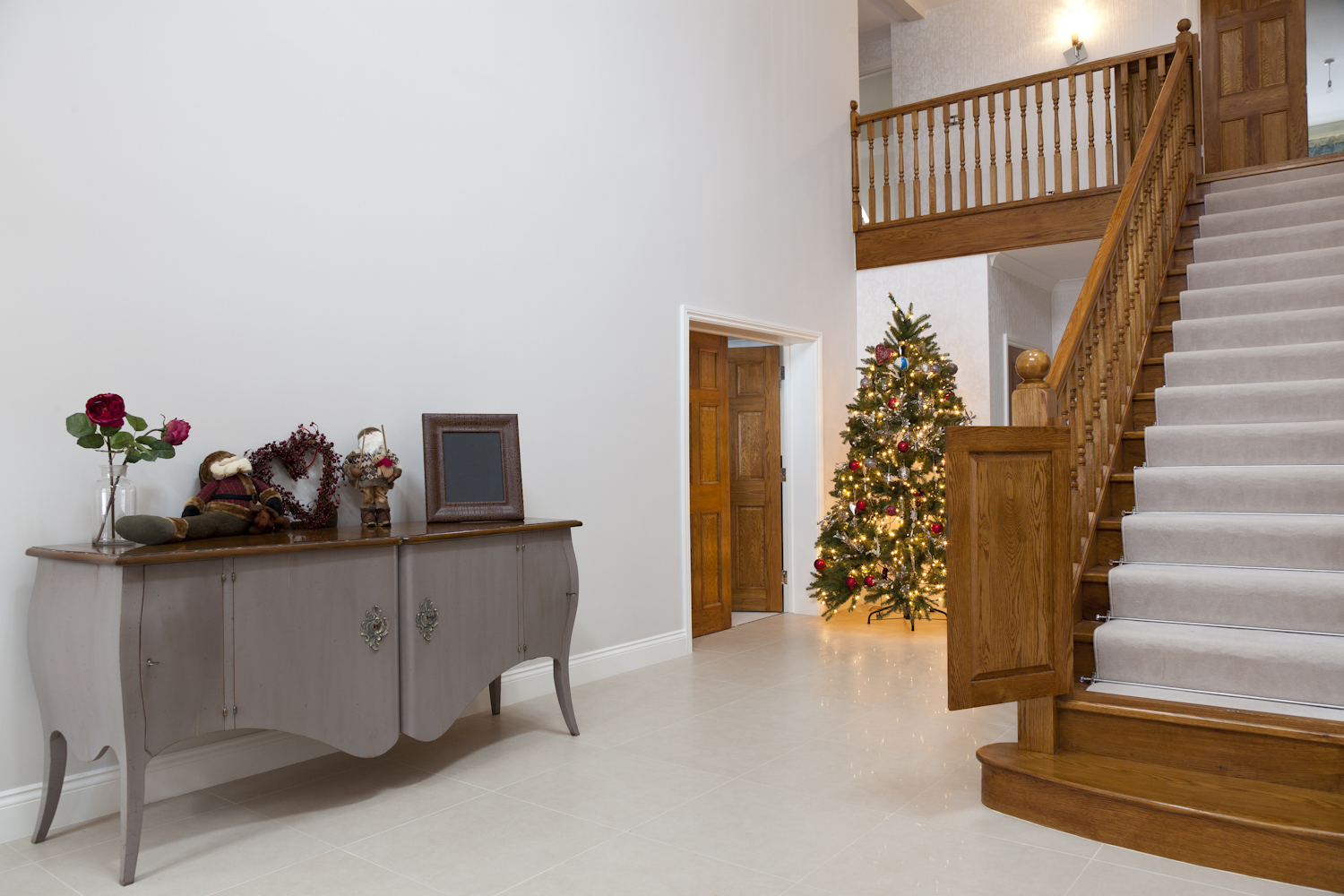 Interior Designer Surrey (Copy) (Copy)