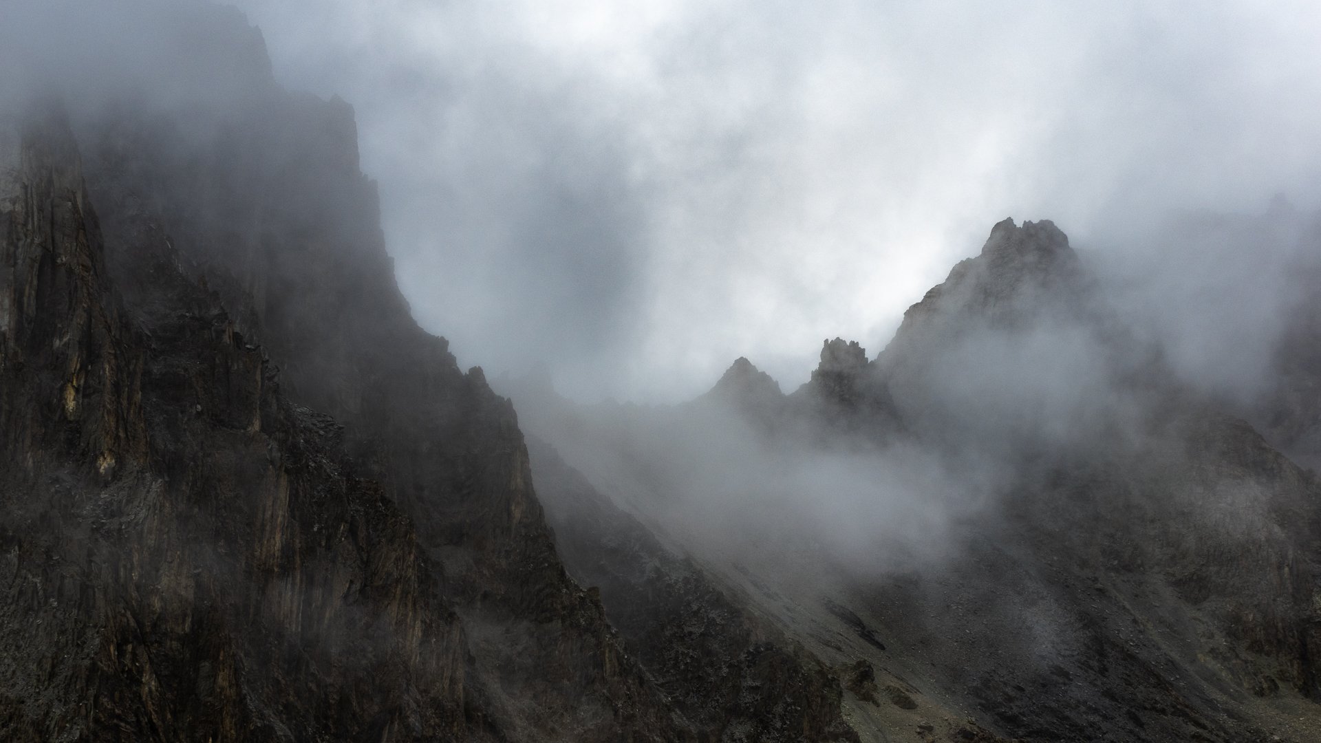 _A241300.jpg