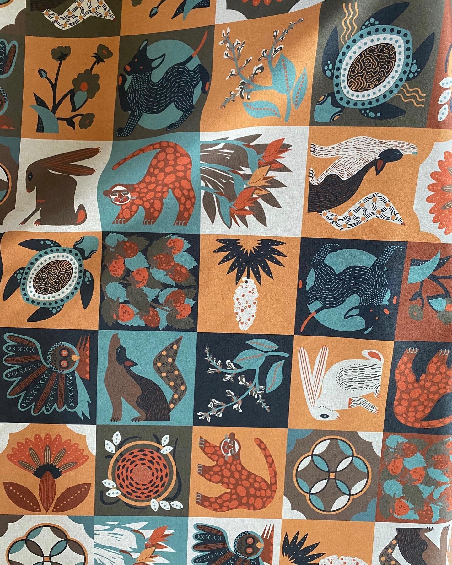 First look at a fabric pattern I recently designed for Rockwood 10, a housing complex in Gresham OR! ✨it will eventually be upholstered to furnishings in the common areas.

This pattern draws on the inspiration of a family heirloom bai jia bei - a on