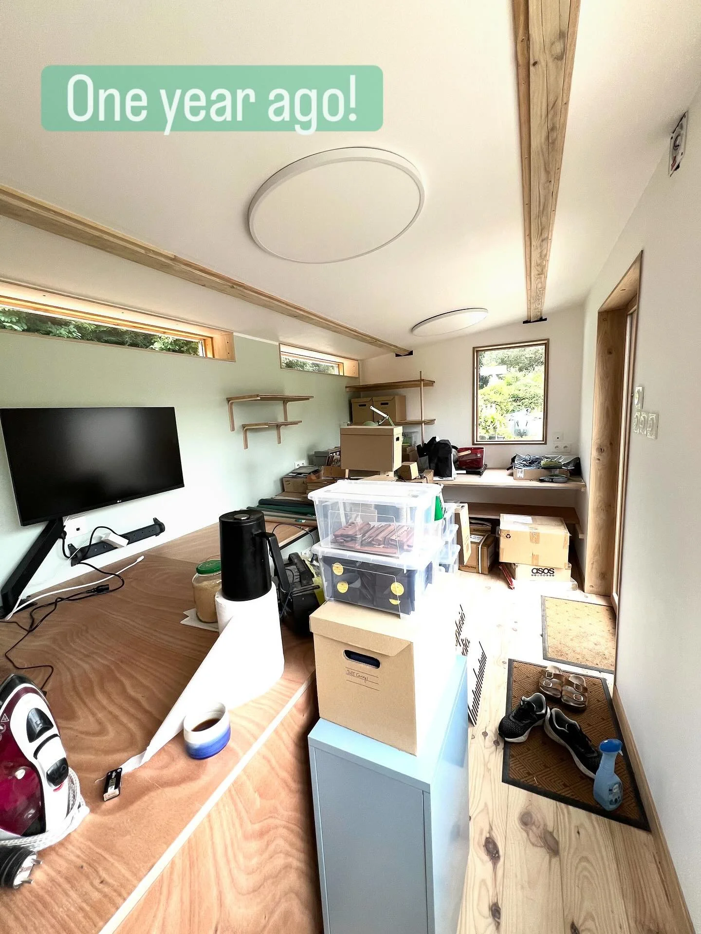 Exactly one year ago today we moved into our new custom built* studio space! It feels simultaneously brand new and also like we’ve always been in here. Swipe to the end to see where we used to work!
* when I say ‘custom built’ I me