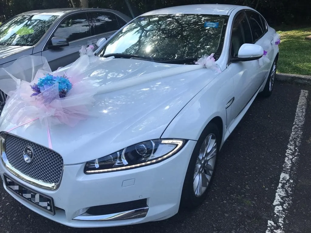   jaguar xf wedding car 4