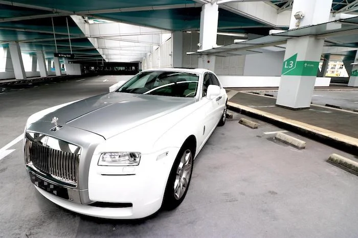 rolls royce ghost wedding car