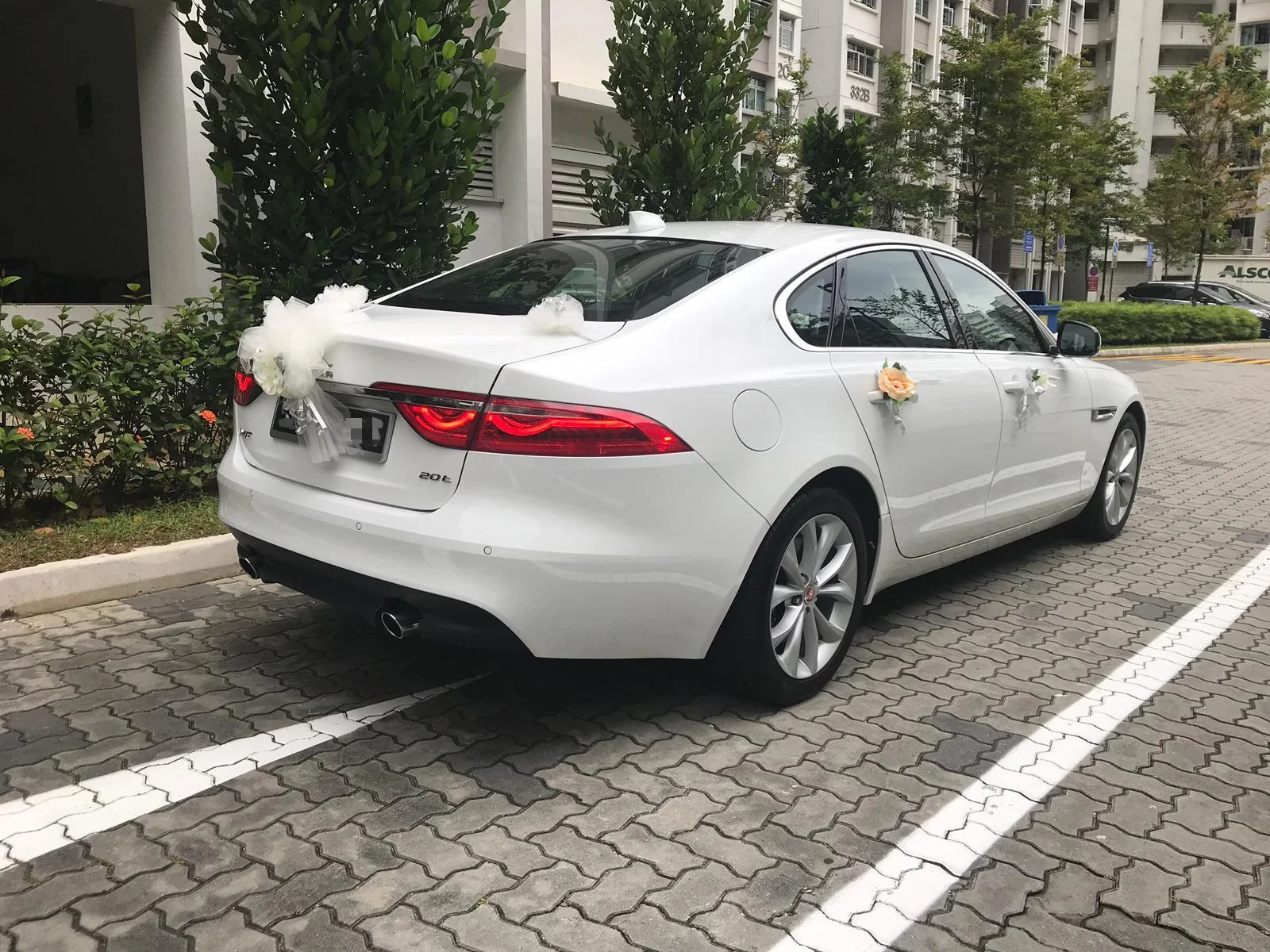 2017 Jaguar XF wedding car rental